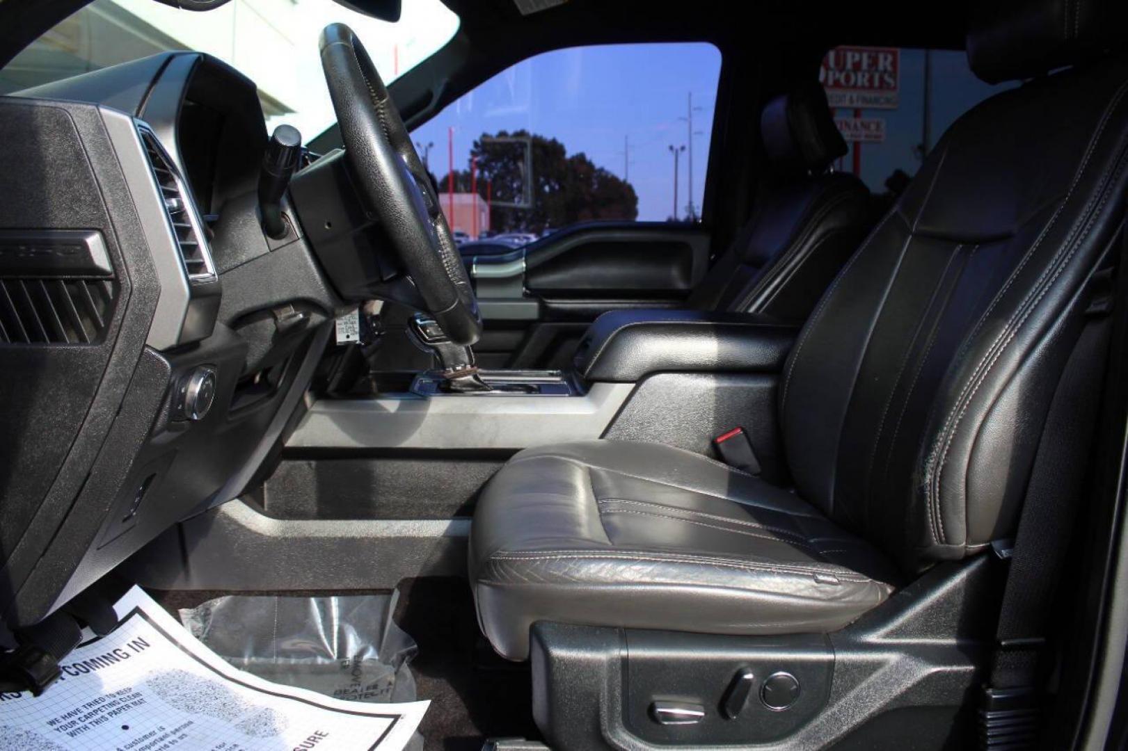 2016 Black Ford F-150 XLT SuperCrew 6.5-ft. Bed 4WD (1FTEW1EF3GK) with an 5.0L V8 engine, 6A transmission, located at 4301 NW 39th , Oklahoma City, OK, 73112, (405) 949-5600, 35.512135, -97.598671 - Photo#15