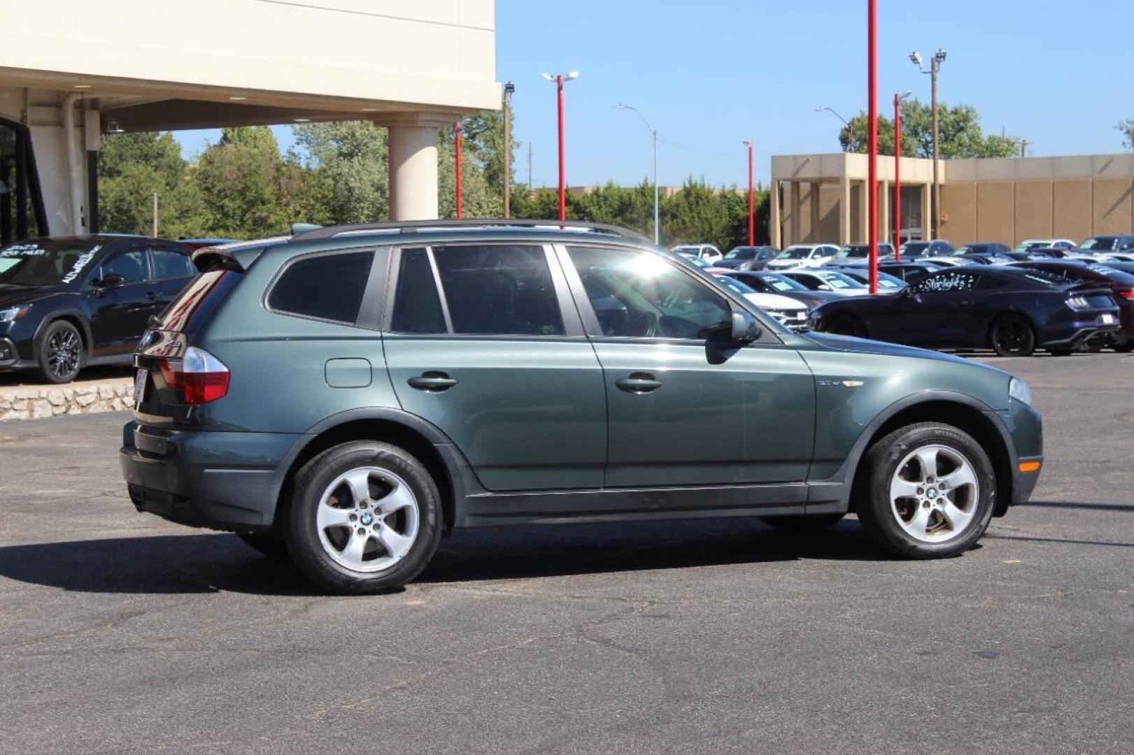 2008 Green BMW X3 3.0si (WBXPC93418W) with an 3.0L L6 DOHC 24V engine, Automatic 6-Speed transmission, located at 4301 NW 39th , Oklahoma City, OK, 73112, (405) 949-5600, 35.512135, -97.598671 - NO DRIVERS LICENCE -NO FULL COVERAGE INSURANCE - NO CREDIT CHECK. COME ON OVER TO SUPERSPORTS, TAKE A LOOK AND TEST DRIVE. PLEASE GIVE US A CALL AT (405) 949-5600. NO LICENCIA DE CONDUCIR - NO SEGURO DE COBERTURA TOTAL - NO VERIFICACION DE CREDITO. VISITENOS EN SUPERSPORTS, MIRE NUESTRO - Photo#2