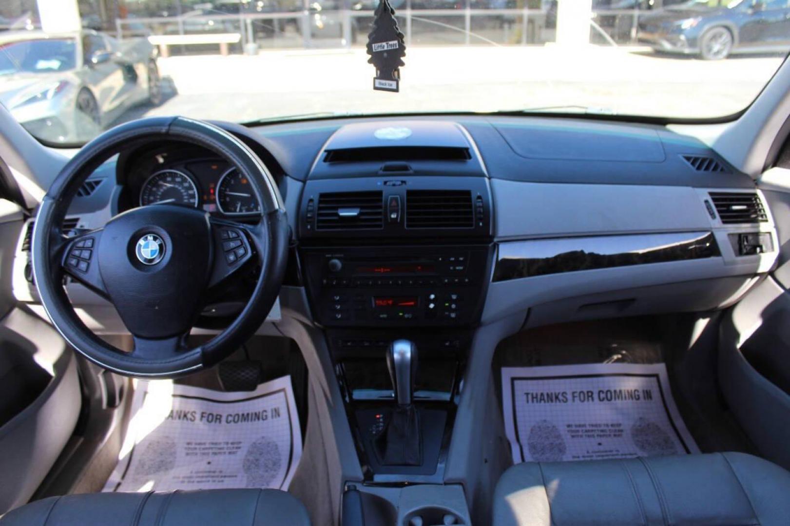 2008 Green BMW X3 3.0si (WBXPC93418W) with an 3.0L L6 DOHC 24V engine, Automatic 6-Speed transmission, located at 4301 NW 39th , Oklahoma City, OK, 73112, (405) 949-5600, 35.512135, -97.598671 - NO DRIVERS LICENCE -NO FULL COVERAGE INSURANCE - NO CREDIT CHECK. COME ON OVER TO SUPERSPORTS, TAKE A LOOK AND TEST DRIVE. PLEASE GIVE US A CALL AT (405) 949-5600. NO LICENCIA DE CONDUCIR - NO SEGURO DE COBERTURA TOTAL - NO VERIFICACION DE CREDITO. VISITENOS EN SUPERSPORTS, MIRE NUESTRO - Photo#16