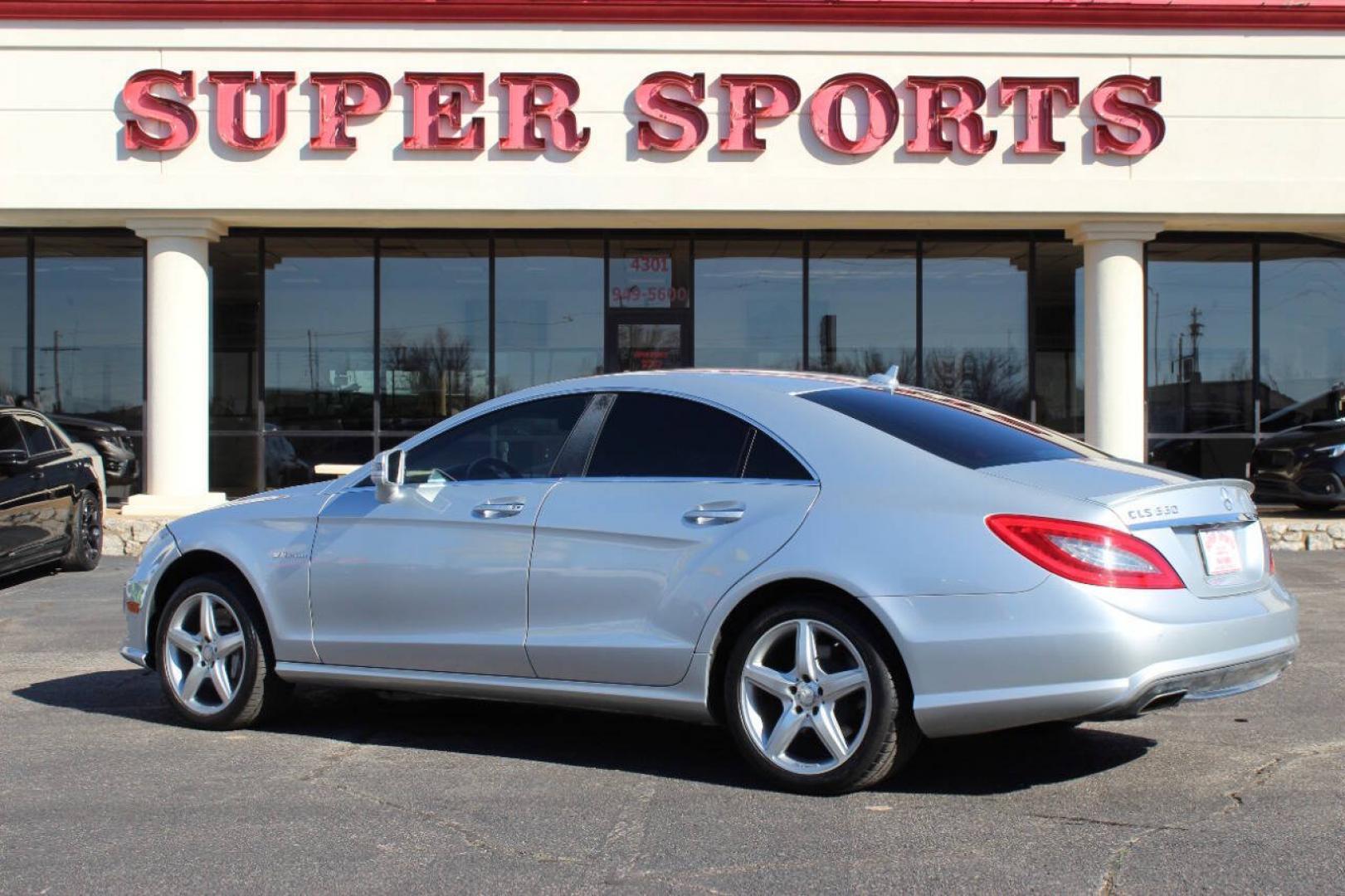 2014 Black Mercedes-Benz CLS CLS550 4MATIC (WDDLJ9BB8EA) with an 4.7L Twin Turbo V8 402hp 443ft. lbs. 4.7L V8 engine, Automatic 7-Speed transmission, located at 4301 NW 39th , Oklahoma City, OK, 73112, (405) 949-5600, 35.512135, -97.598671 - NO DRIVERS LICENSE - NO FULL COVERAGE INSURANCE - NO CREDIT CHECK. COME ON OVER TO SUPERSPORTS AND TAKE A LOOK AND TEST DRIVE PLEASE GIVE US A CALL AT (405) 949-5600. NO LICENCIA DE MANEJAR- NO SEGURO DE COBERTURA TOTAL- NO VERIFICACION DE CREDITO. POR FAVOR VENGAN A SUPERSPORTS, ECHE U- Photo#3