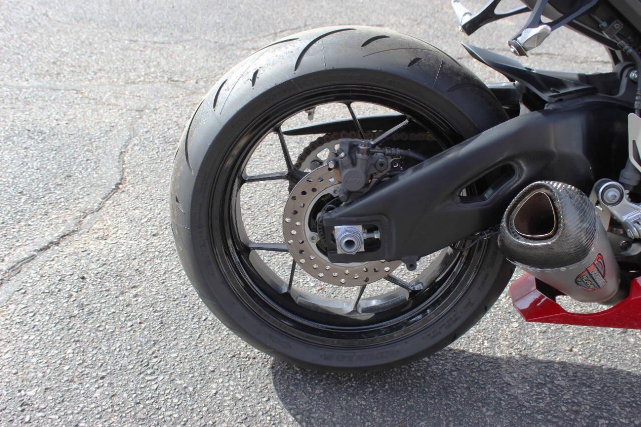 2023 Red Honda CBR 1000 RR - (JH2SC7755PK) with an 1000cc Unspecified engine, Manual 6-Speed transmission, located at 4301 NW 39th , Oklahoma City, OK, 73112, (405) 949-5600, 35.512135, -97.598671 - NO DRIVERS LICENCE -NO FULL COVERAGE INSURANCE - NO CREDIT CHECK. COME ON OVER TO SUPERSPORTS, TAKE A LOOK AND TEST DRIVE. PLEASE GIVE US A CALL AT (405) 949-5600. NO LICENCIA DE CONDUCIR - NO SEGURO DE COBERTURA TOTAL - NO VERIFICACION DE CREDITO. VISI - Photo#8