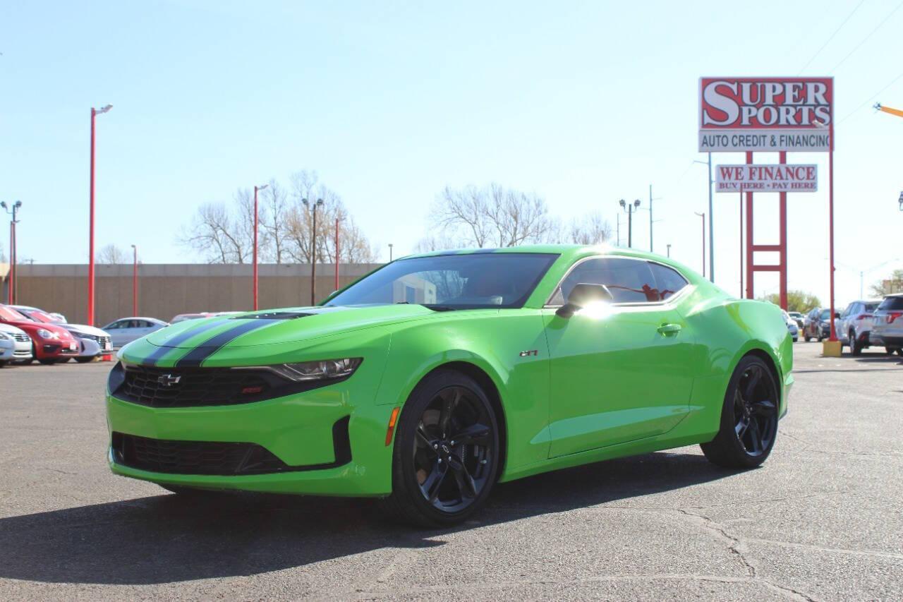 2023 Green Chevrolet Camaro 1SS Coupe (1G1FF1R72P0) with an 6.2L V8 455hp 455ft. lbs. 6.2L V8 engine, Automatic 10-Speed transmission, located at 4301 NW 39th , Oklahoma City, OK, 73112, (405) 949-5600, 35.512135, -97.598671 - NO DRIVERS LICENCE -NO FULL COVERAGE INSURANCE - NO CREDIT CHECK. COME ON OVER TO SUPERSPORTS, TAKE A LOOK AND TEST DRIVE. PLEASE GIVE US A CALL AT (405) 949-5600. NO LICENCIA DE CONDUCIR - NO SEGURO DE COBERTURA TOTAL- NO VERIFICACION DE CREDITO. VISITENOS EN SUPERSPORTS, MIRE N - Photo#7