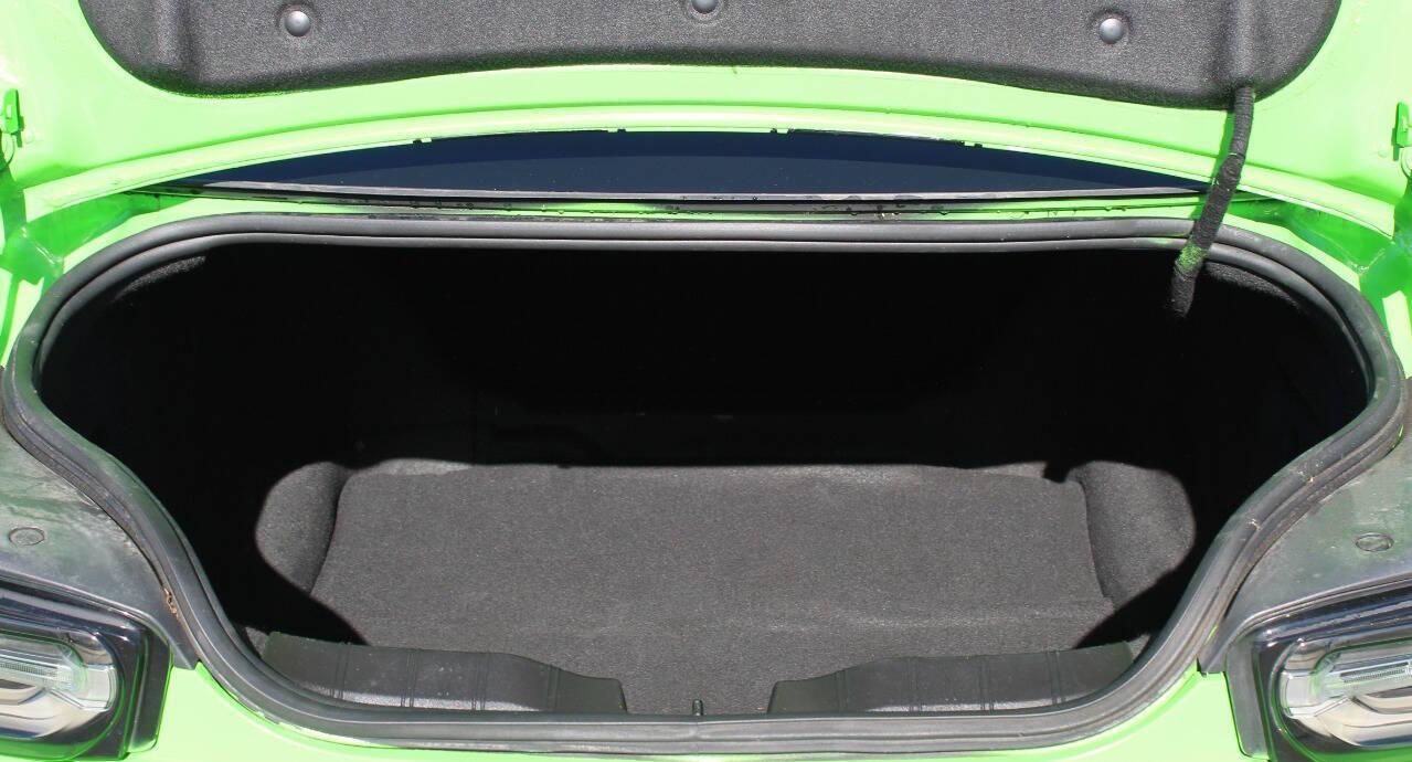 2023 Green Chevrolet Camaro 1SS Coupe (1G1FF1R72P0) with an 6.2L V8 455hp 455ft. lbs. 6.2L V8 engine, Automatic 10-Speed transmission, located at 4301 NW 39th , Oklahoma City, OK, 73112, (405) 949-5600, 35.512135, -97.598671 - NO DRIVERS LICENCE -NO FULL COVERAGE INSURANCE - NO CREDIT CHECK. COME ON OVER TO SUPERSPORTS, TAKE A LOOK AND TEST DRIVE. PLEASE GIVE US A CALL AT (405) 949-5600. NO LICENCIA DE CONDUCIR - NO SEGURO DE COBERTURA TOTAL- NO VERIFICACION DE CREDITO. VISITENOS EN SUPERSPORTS, MIRE N - Photo#15