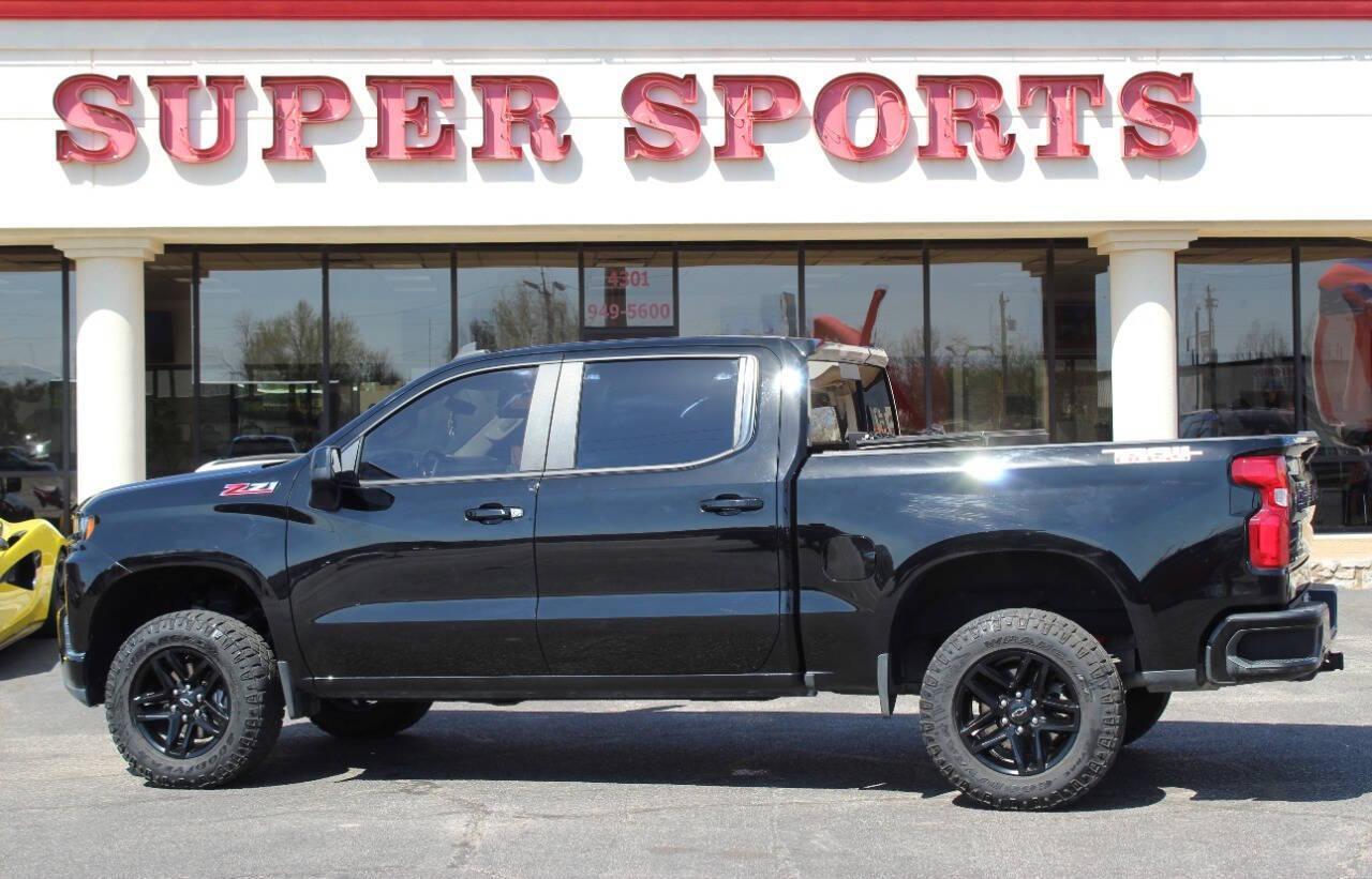 2020 Black Chevrolet Silverado 1500 LT Trail Boss Crew Cab Long Box 4WD (1GCPYFEL9LZ) with an EcoTec3 6.2L V8 420hp 460ft. lbs. 6.2L V8 engine, Automatic 10-Speed transmission, located at 4301 NW 39th , Oklahoma City, OK, 73112, (405) 949-5600, 35.512135, -97.598671 - NO DRIVERS LICENCE -NO FULL COVERAGE INSURANCE - NO CREDIT CHECK. COME ON OVER TO SUPERSPORTS, TAKE A LOOK AND TEST DRIVE. PLEASE GIVE US A CALL AT (405) 949-5600. NO LICENCIA DE CONDUCIR - NO SEGURO DE COBERTURA TOTAL - NO VERIFICACION DE CREDITO. VISITENOS EN SUPERSPORTS, MIRE NUE - Photo#3