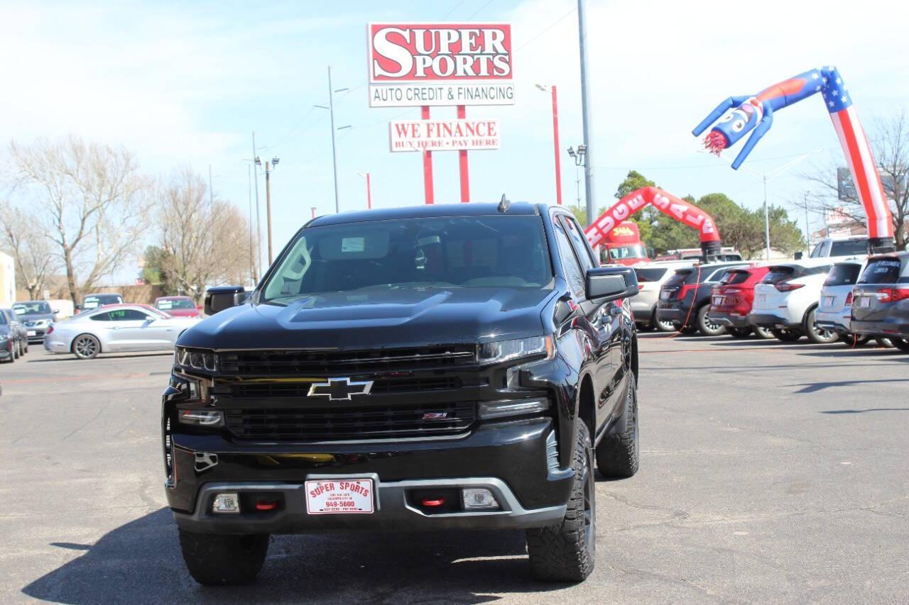 2020 Black Chevrolet Silverado 1500 LT Trail Boss Crew Cab Long Box 4WD (1GCPYFEL9LZ) with an EcoTec3 6.2L V8 420hp 460ft. lbs. 6.2L V8 engine, Automatic 10-Speed transmission, located at 4301 NW 39th , Oklahoma City, OK, 73112, (405) 949-5600, 35.512135, -97.598671 - NO DRIVERS LICENCE -NO FULL COVERAGE INSURANCE - NO CREDIT CHECK. COME ON OVER TO SUPERSPORTS, TAKE A LOOK AND TEST DRIVE. PLEASE GIVE US A CALL AT (405) 949-5600. NO LICENCIA DE CONDUCIR - NO SEGURO DE COBERTURA TOTAL - NO VERIFICACION DE CREDITO. VISITENOS EN SUPERSPORTS, MIRE NUE - Photo#5