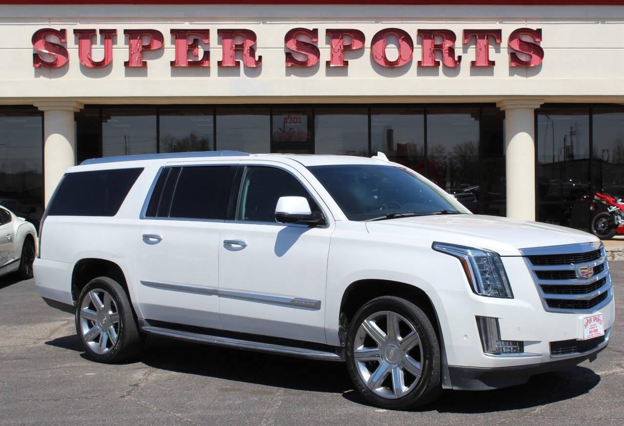 2018 Cadillac Escalade ESV Luxury 4x4 4dr SUV