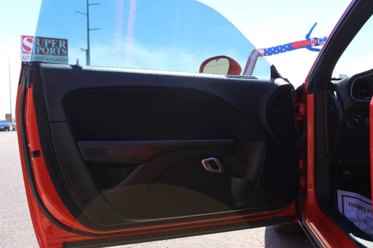 2019 Orange Dodge Challenger SXT (2C3CDZAG8KH) with an Pentastar 3.6L V6 305hp 268ft. lbs. 3.6L V6 engine, Automatic 8-Speed transmission, located at 4301 NW 39th , Oklahoma City, OK, 73112, (405) 949-5600, 35.512135, -97.598671 - NO DRIVERS LICENCE -NO FULL COVERAGE INSURANCE - NO CREDIT CHECK. COME ON OVER TO SUPERSPORTS, TAKE A LOOK AND TEST DRIVE. PLEASE GIVE US A CALL AT (405) 949-5600. NO LICENCIA DE CONDUCIR - NO SEGURO DE COBERTURA TOTAL - NO VERIFICACION DE CREDITO. VISITENOS EN SUPERSPORTS, MIRE NUESTRO - Photo#12