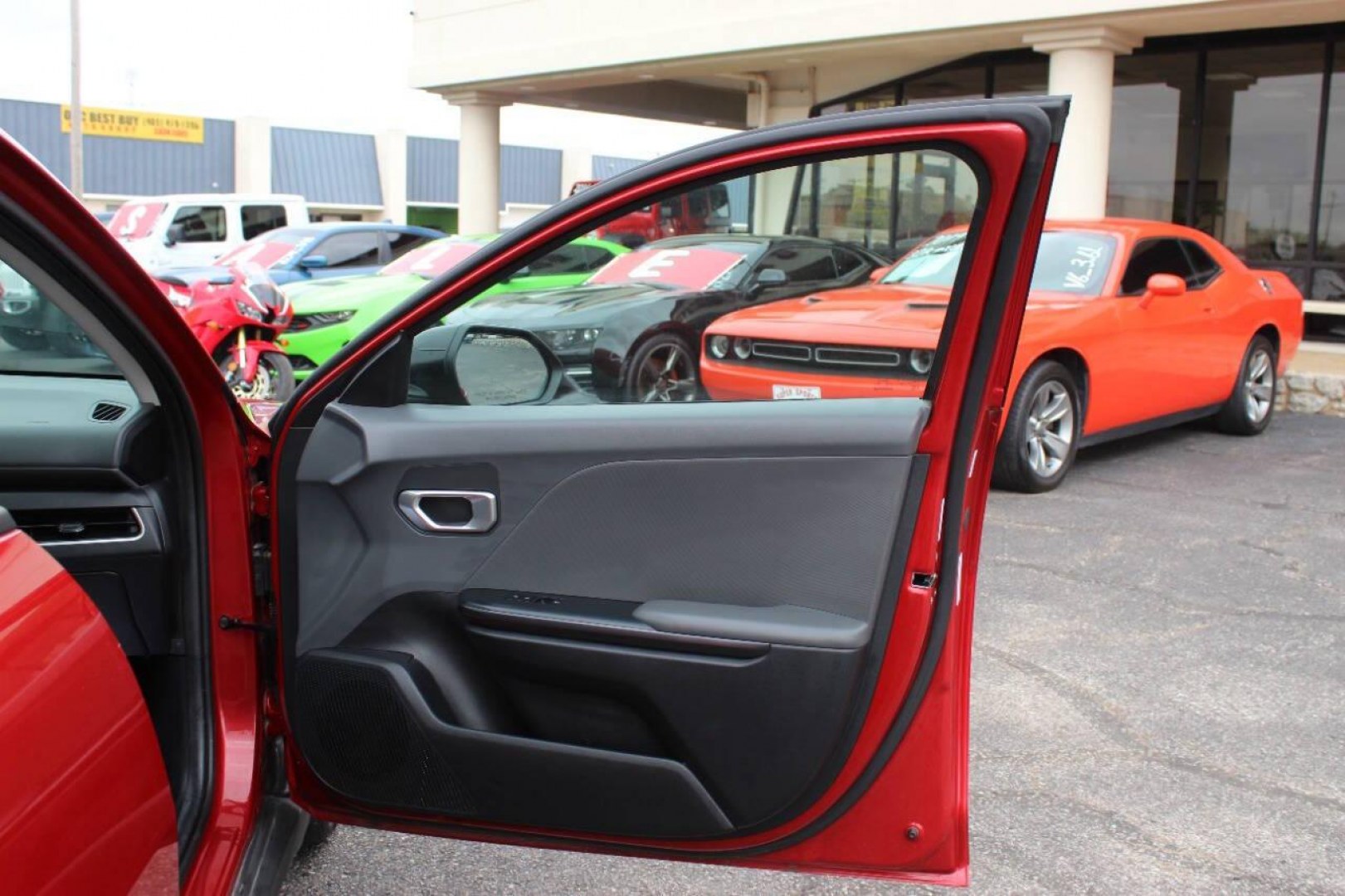 2025 Red Kia K4 LX (3KPFT4DE0SE) with an 2.0L I4 147hp 132ft. lbs. SULEV 2.0L I4 engine, CVT transmission, located at 4301 NW 39th , Oklahoma City, OK, 73112, (405) 949-5600, 35.512135, -97.598671 - Hablamos espaol. SPEND SMART --- BUY FROM SUPER SPORTS. ALL PRICES, DOWN PAYMENTS, PAYMENTS, AND FINANCE TERMS ARE NEGOTIABLE AT THE TIME OF APPROVAL. WE WILL WORK WITH YOU TO FIT YOUR BUDGET. WE WILL EVEN LOWER AND ADJUST THE NUMBERS TO HELP MAKE THE VEHICLE MORE AFFORDABLE FOR YOU.- Photo#9