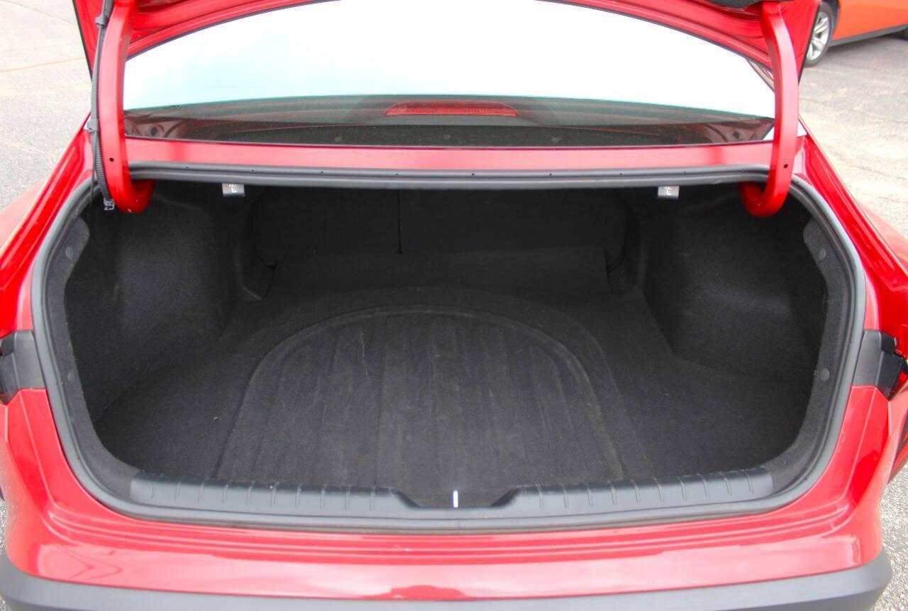 2025 Red Kia K4 LX (3KPFT4DE0SE) with an 2.0L I4 147hp 132ft. lbs. SULEV 2.0L I4 engine, CVT transmission, located at 4301 NW 39th , Oklahoma City, OK, 73112, (405) 949-5600, 35.512135, -97.598671 - NO DRIVERS LICENCE -NO FULL COVERAGE INSURANCE - NO CREDIT CHECK. COME ON OVER TO SUPERSPORTS, TAKE A LOOK AND TEST DRIVE. PLEASE GIVE US A CALL AT (405) 949-5600. NO LICENCIA DE CONDUCIR - NO SEGURO DE COBERTURA TOTAL - NO VERIFICACION DE CREDITO. VISITENOS EN SUPERSPORTS, MIRE NUESTRO - Photo#12