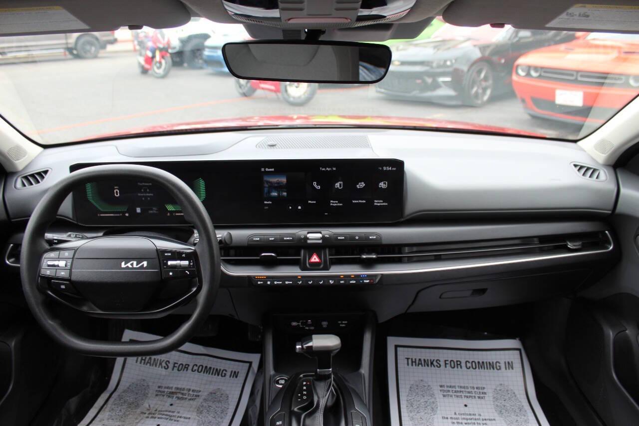 2025 Red Kia K4 LX (3KPFT4DE0SE) with an 2.0L I4 147hp 132ft. lbs. SULEV 2.0L I4 engine, CVT transmission, located at 4301 NW 39th , Oklahoma City, OK, 73112, (405) 949-5600, 35.512135, -97.598671 - NO DRIVERS LICENCE -NO FULL COVERAGE INSURANCE - NO CREDIT CHECK. COME ON OVER TO SUPERSPORTS, TAKE A LOOK AND TEST DRIVE. PLEASE GIVE US A CALL AT (405) 949-5600. NO LICENCIA DE CONDUCIR - NO SEGURO DE COBERTURA TOTAL - NO VERIFICACION DE CREDITO. VISITENOS EN SUPERSPORTS, MIRE NUESTRO - Photo#17