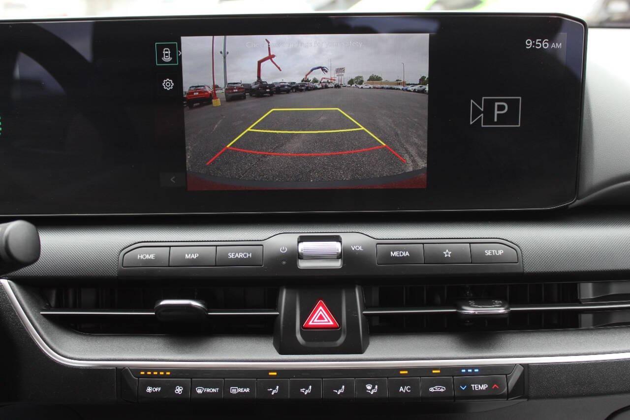 2025 Red Kia K4 LX (3KPFT4DE0SE) with an 2.0L I4 147hp 132ft. lbs. SULEV 2.0L I4 engine, CVT transmission, located at 4301 NW 39th , Oklahoma City, OK, 73112, (405) 949-5600, 35.512135, -97.598671 - NO DRIVERS LICENCE -NO FULL COVERAGE INSURANCE - NO CREDIT CHECK. COME ON OVER TO SUPERSPORTS, TAKE A LOOK AND TEST DRIVE. PLEASE GIVE US A CALL AT (405) 949-5600. NO LICENCIA DE CONDUCIR - NO SEGURO DE COBERTURA TOTAL - NO VERIFICACION DE CREDITO. VISITENOS EN SUPERSPORTS, MIRE NUESTRO - Photo#18