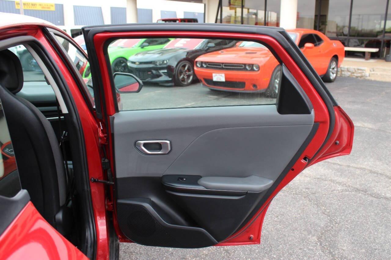 2025 Red Kia K4 LX (3KPFT4DE4SE) with an 2.0L I4 147hp 132ft. lbs. SULEV 2.0L I4 engine, CVT transmission, located at 4301 NW 39th , Oklahoma City, OK, 73112, (405) 949-5600, 35.512135, -97.598671 - NO DRIVERS LICENCE -NO FULL COVERAGE INSURANCE - NO CREDIT CHECK. COME ON OVER TO SUPERSPORTS, TAKE A LOOK AND TEST DRIVE. PLEASE GIVE US A CALL AT (405) 949-5600. NO LICENCIA DE CONDUCIR - NO SEGURO DE COBERTURA TOTAL - NO VERIFICACION DE CREDITO. VISITENOS EN SUPERSPORTS, MIRE NUESTRO - Photo#11