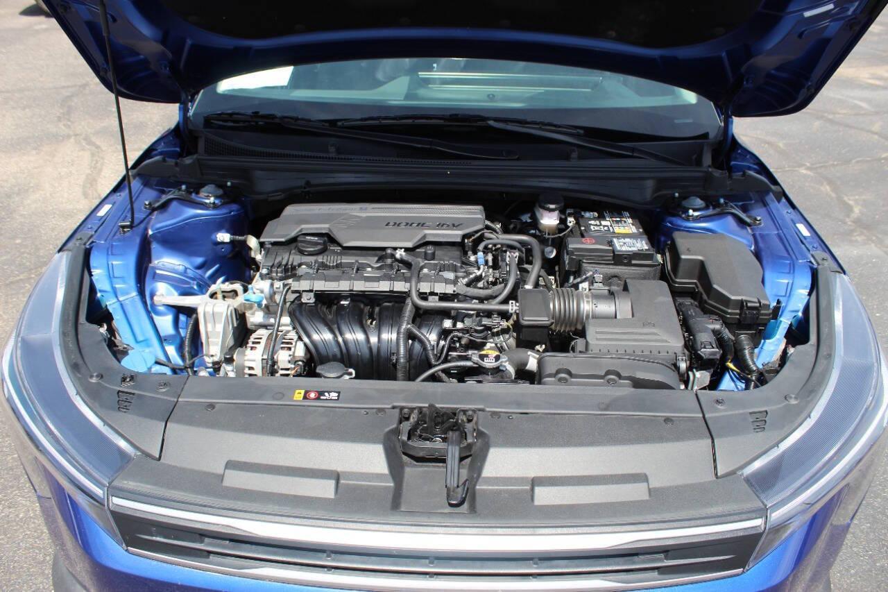 2025 Blue Kia K4 LX (3KPFT4DE0SE) with an 2.0L I4 147hp 132ft. lbs. SULEV 2.0L I4 engine, CVT transmission, located at 4301 NW 39th , Oklahoma City, OK, 73112, (405) 949-5600, 35.512135, -97.598671 - NO DRIVERS LICENCE -NO FULL COVERAGE INSURANCE - NO CREDIT CHECK. COME ON OVER TO SUPERSPORTS, TAKE A LOOK AND TEST DRIVE. PLEASE GIVE US A CALL AT (405) 949-5600. NO LICENCIA DE CONDUCIR - NO SEGURO DE COBERTURA TOTAL - NO VERIFICACION DE CREDITO. VISITENOS EN SUPERSPORTS, MIRE NUESTRO - Photo#7