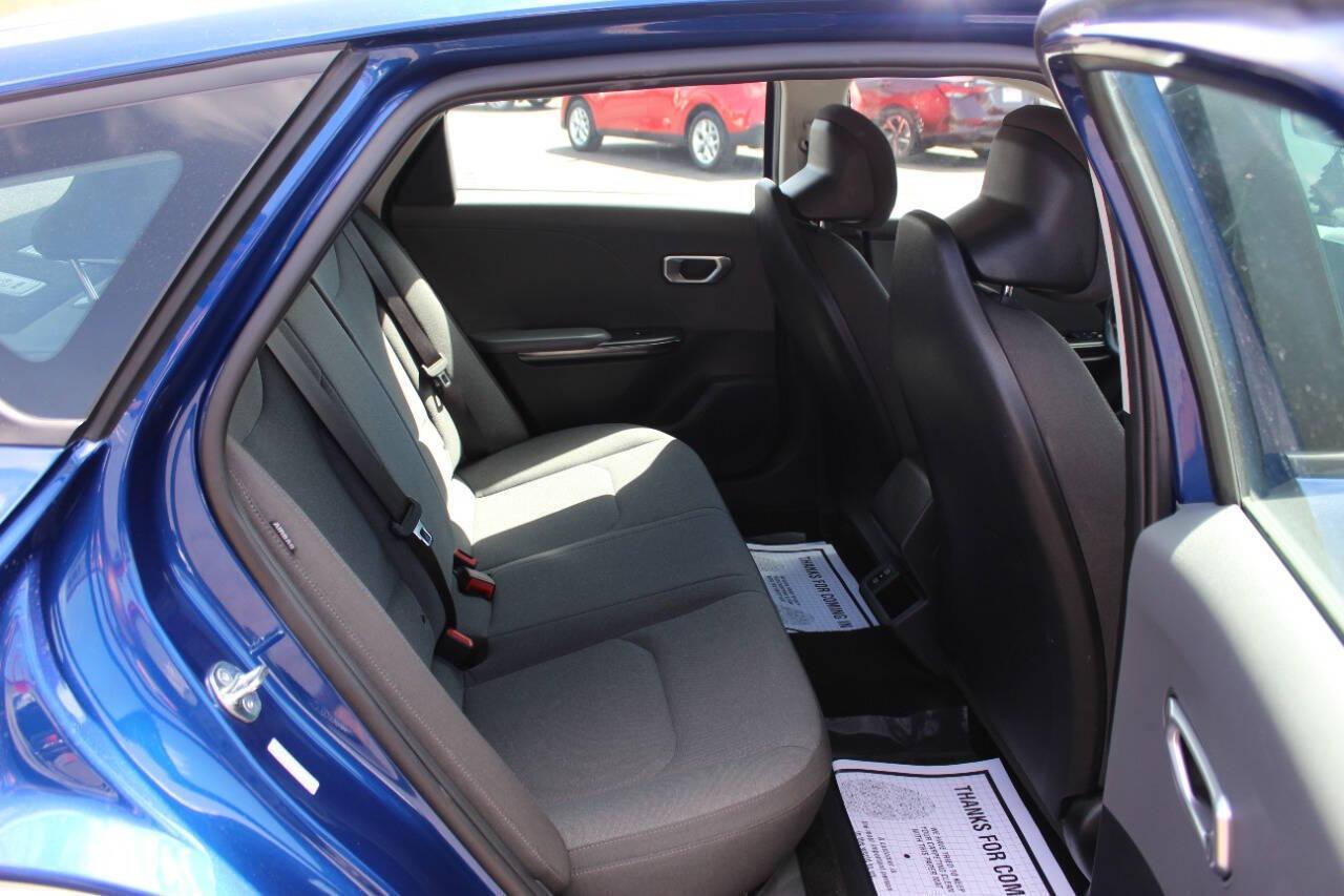 2025 Blue Kia K4 LX (3KPFT4DE0SE) with an 2.0L I4 147hp 132ft. lbs. SULEV 2.0L I4 engine, CVT transmission, located at 4301 NW 39th , Oklahoma City, OK, 73112, (405) 949-5600, 35.512135, -97.598671 - NO DRIVERS LICENCE -NO FULL COVERAGE INSURANCE - NO CREDIT CHECK. COME ON OVER TO SUPERSPORTS, TAKE A LOOK AND TEST DRIVE. PLEASE GIVE US A CALL AT (405) 949-5600. NO LICENCIA DE CONDUCIR - NO SEGURO DE COBERTURA TOTAL - NO VERIFICACION DE CREDITO. VISITENOS EN SUPERSPORTS, MIRE NUESTRO - Photo#10