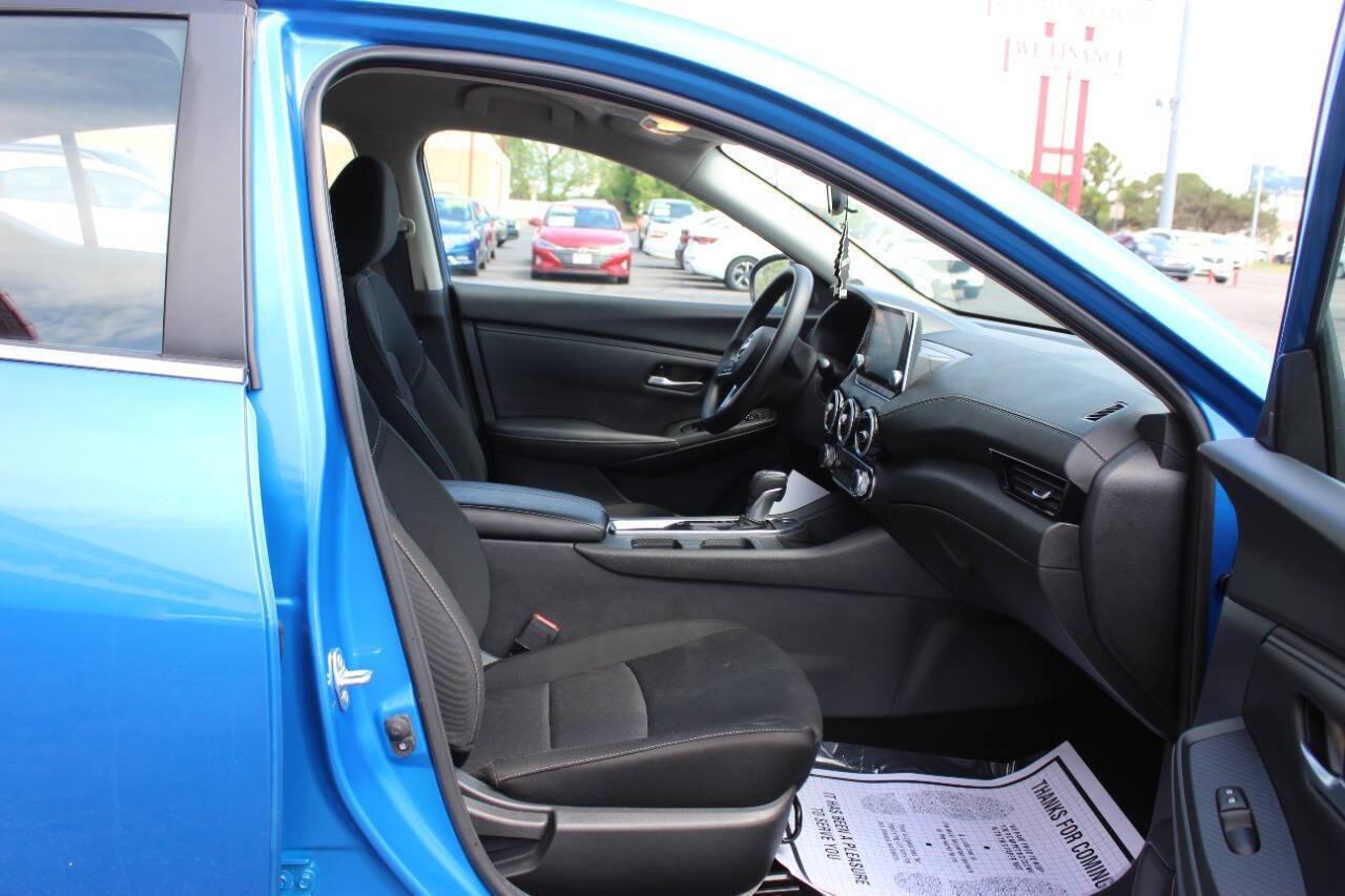 2025 Blue Nissan Sentra SV (3N1AB8CV8SY) with an 2.0L I4 149hp 146ft. lbs. 2.0L I4 engine, CVT transmission, located at 4301 NW 39th , Oklahoma City, OK, 73112, (405) 949-5600, 35.512135, -97.598671 - NO DRIVERS LICENCE -NO FULL COVERAGE INSURANCE - NO CREDIT CHECK. COME ON OVER TO SUPERSPORTS, TAKE A LOOK AND TEST DRIVE. PLEASE GIVE US A CALL AT (405) 949-5600. NO LICENCIA DE CONDUCIR - NO SEGURO DE COBERTURA TOTAL - NO VERIFICACION DE CREDITO. VISITENOS EN SUPERSPORTS, MIRE NUESTRO - Photo#8