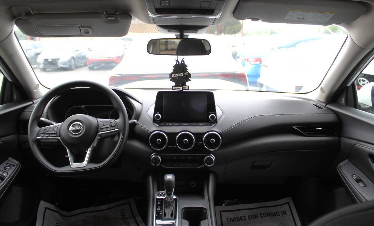 2025 White Nissan Sentra SV (3N1AB8CV9SY) with an 2.0L I4 149hp 146ft. lbs. 2.0L I4 engine, CVT transmission, located at 4301 NW 39th , Oklahoma City, OK, 73112, (405) 949-5600, 35.512135, -97.598671 - NO DRIVERS LICENCE -NO FULL COVERAGE INSURANCE - NO CREDIT CHECK. COME ON OVER TO SUPERSPORTS, TAKE A LOOK AND TEST DRIVE. PLEASE GIVE US A CALL AT (405) 949-5600. NO LICENCIA DE CONDUCIR - NO SEGURO DE COBERTURA TOTAL - NO VERIFICACION DE CREDITO. VISITENOS EN SUPERSPORTS, MIRE NUESTRO - Photo#19