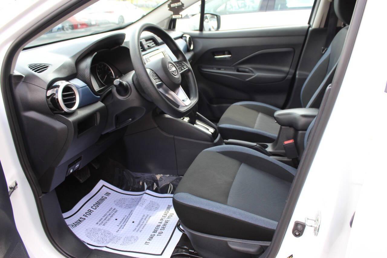 2025 White Nissan Versa SV (3N1CN8EV0SL) with an 1.6L I4 122hp 114ft. lbs. 1.6L I4 engine, CVT transmission, located at 4301 NW 39th , Oklahoma City, OK, 73112, (405) 949-5600, 35.512135, -97.598671 - NO DRIVERS LICENCE -NO FULL COVERAGE INSURANCE - NO CREDIT CHECK. COME ON OVER TO SUPERSPORTS, TAKE A LOOK AND TEST DRIVE. PLEASE GIVE US A CALL AT (405) 949-5600. NO LICENCIA DE CONDUCIR - NO SEGURO DE COBERTURA TOTAL - NO VERIFICACION DE CREDITO. VISITENOS EN SUPERSPORTS, MIRE NUESTRO - Photo#15