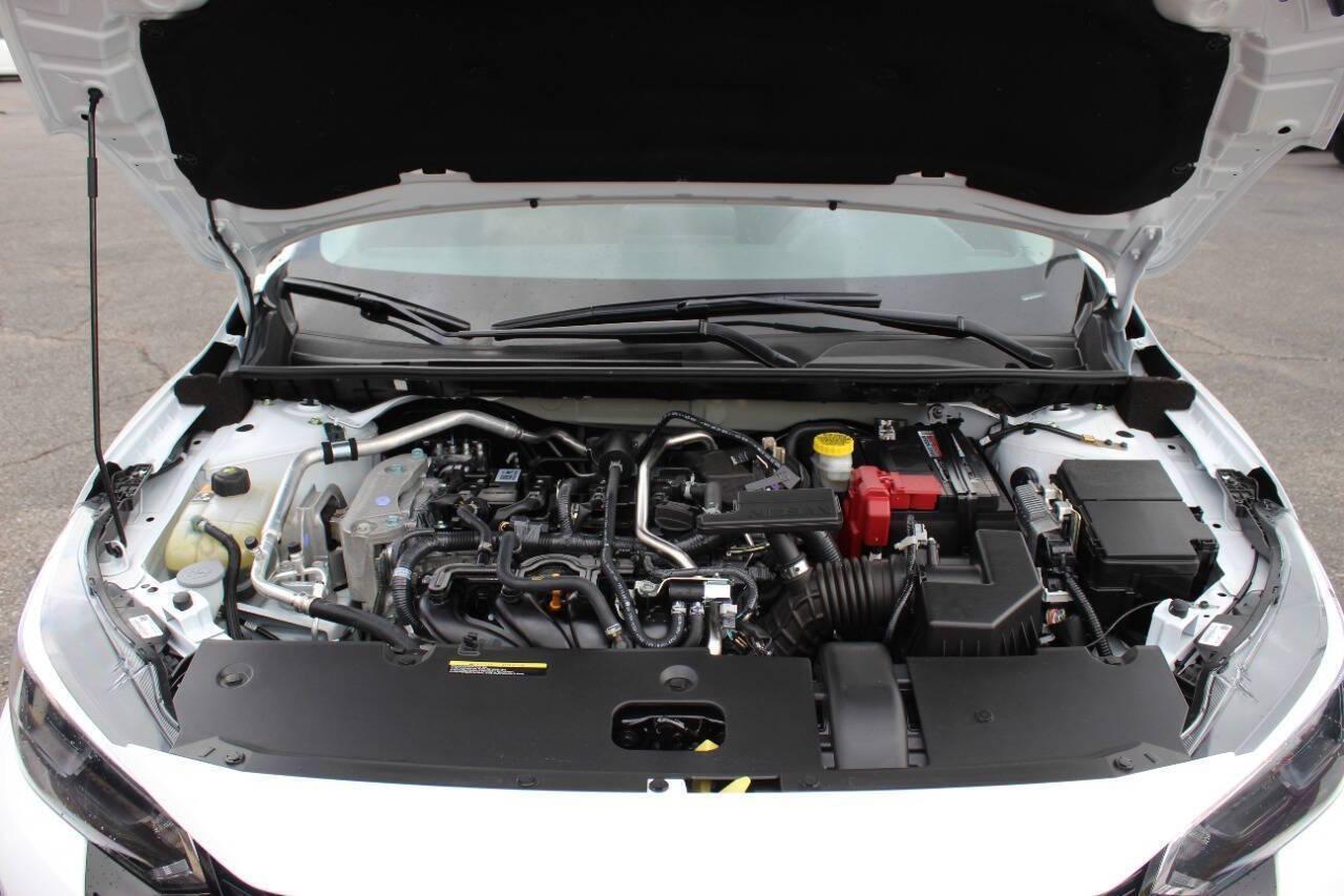 2025 White Nissan Sentra SV (3N1AB8CV8SY) with an 2.0L I4 149hp 146ft. lbs. 2.0L I4 engine, CVT transmission, located at 4301 NW 39th , Oklahoma City, OK, 73112, (405) 949-5600, 35.512135, -97.598671 - NO DRIVERS LICENCE -NO FULL COVERAGE INSURANCE - NO CREDIT CHECK. COME ON OVER TO SUPERSPORTS, TAKE A LOOK AND TEST DRIVE. PLEASE GIVE US A CALL AT (405) 949-5600. NO LICENCIA DE CONDUCIR - NO SEGURO DE COBERTURA TOTAL - NO VERIFICACION DE CREDITO. VISITENOS EN SUPERSPORTS, MIRE NUESTRO - Photo#7