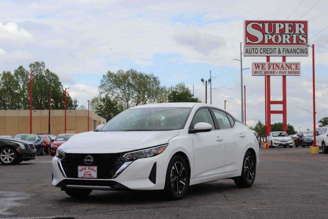 2025 White Nissan Sentra SV (3N1AB8CV6SY) with an 2.0L I4 149hp 146ft. lbs. 2.0L I4 engine, CVT transmission, located at 4301 NW 39th , Oklahoma City, OK, 73112, (405) 949-5600, 35.512135, -97.598671 - NO DRIVERS LICENCE -NO FULL COVERAGE INSURANCE - NO CREDIT CHECK. COME ON OVER TO SUPERSPORTS, TAKE A LOOK AND TEST DRIVE. PLEASE GIVE US A CALL AT (405) 949-5600. NO LICENCIA DE CONDUCIR - NO SEGURO DE COBERTURA TOTAL - NO VERIFICACION DE CREDITO. VISITENOS EN SUPERSPORTS, MIRE NUESTRO - Photo#6