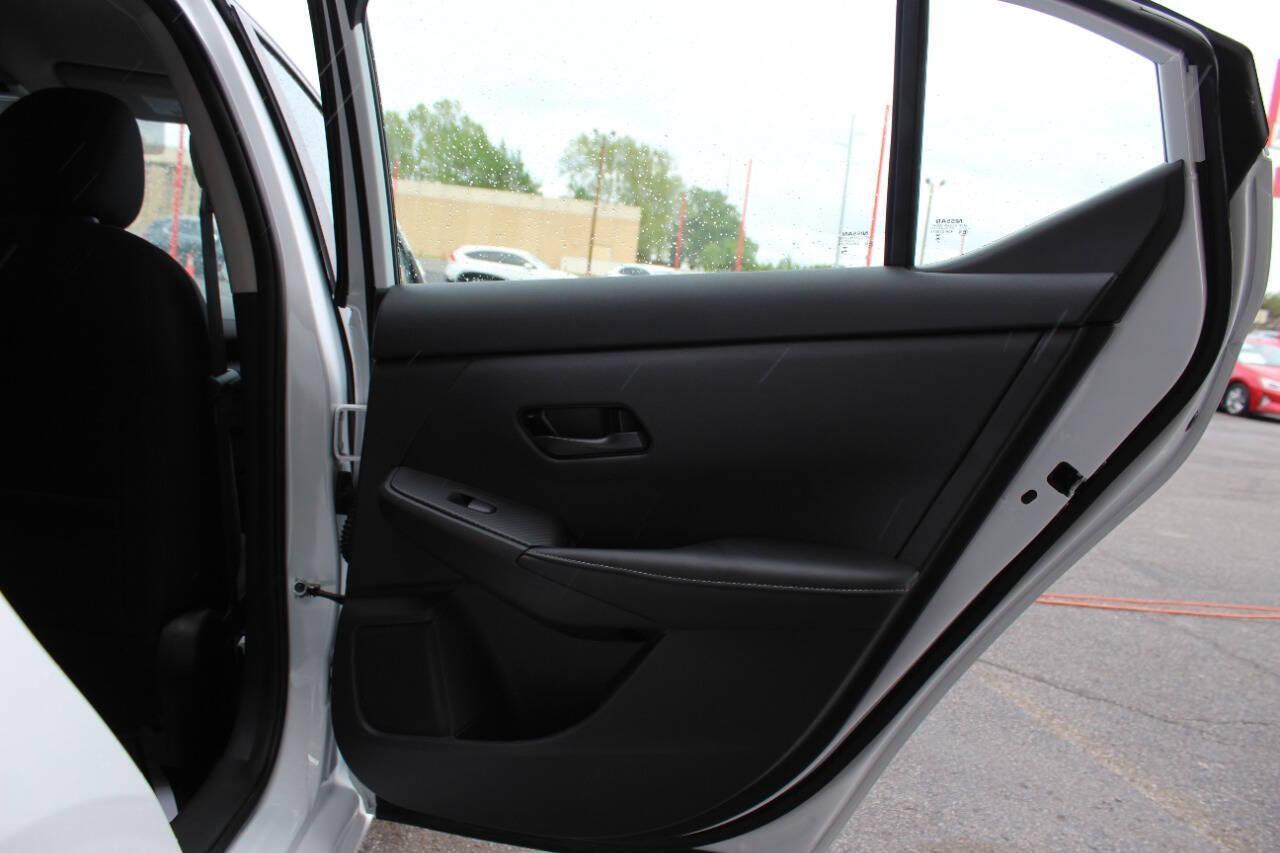 2025 White Nissan Sentra SV (3N1AB8CV6SY) with an 2.0L I4 149hp 146ft. lbs. 2.0L I4 engine, CVT transmission, located at 4301 NW 39th , Oklahoma City, OK, 73112, (405) 949-5600, 35.512135, -97.598671 - NO DRIVERS LICENCE -NO FULL COVERAGE INSURANCE - NO CREDIT CHECK. COME ON OVER TO SUPERSPORTS, TAKE A LOOK AND TEST DRIVE. PLEASE GIVE US A CALL AT (405) 949-5600. NO LICENCIA DE CONDUCIR - NO SEGURO DE COBERTURA TOTAL - NO VERIFICACION DE CREDITO. VISITENOS EN SUPERSPORTS, MIRE NUESTRO - Photo#11