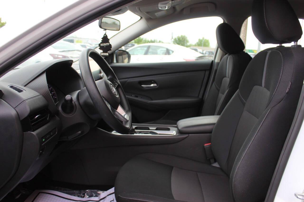 2025 White Nissan Sentra SV (3N1AB8CV6SY) with an 2.0L I4 149hp 146ft. lbs. 2.0L I4 engine, CVT transmission, located at 4301 NW 39th , Oklahoma City, OK, 73112, (405) 949-5600, 35.512135, -97.598671 - NO DRIVERS LICENCE -NO FULL COVERAGE INSURANCE - NO CREDIT CHECK. COME ON OVER TO SUPERSPORTS, TAKE A LOOK AND TEST DRIVE. PLEASE GIVE US A CALL AT (405) 949-5600. NO LICENCIA DE CONDUCIR - NO SEGURO DE COBERTURA TOTAL - NO VERIFICACION DE CREDITO. VISITENOS EN SUPERSPORTS, MIRE NUESTRO - Photo#14