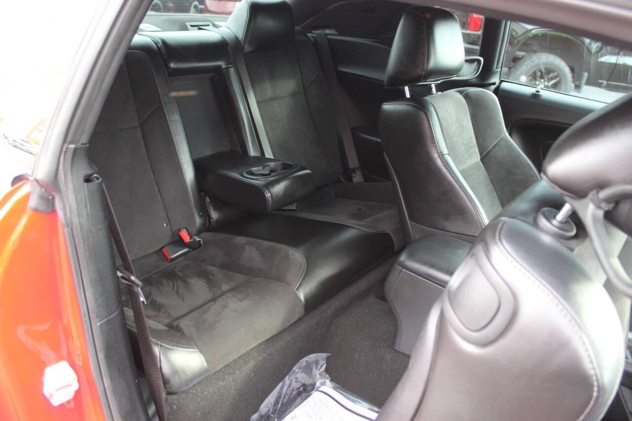 2023 Red Dodge Challenger R/T Plus (2C3CDZBT1PH) with an 5.7L V8 5.7L V8 engine, Manual 6-Speed transmission, located at 4301 NW 39th , Oklahoma City, OK, 73112, (405) 949-5600, 35.512135, -97.598671 - NO DRIVERS LICENCE -NO FULL COVERAGE INSURANCE - NO CREDIT CHECK. COME ON OVER TO SUPERSPORTS, TAKE A LOOK AND TEST DRIVE. PLEASE GIVE US A CALL AT (405) 949-5600. NO LICENCIA DE CONDUCIR - NO SEGURO DE COBERTURA TOTAL - NO VERIFICACION DE CREDITO. VISITENOS EN SUPERSPORTS, MIRE NUESTRO - Photo#10