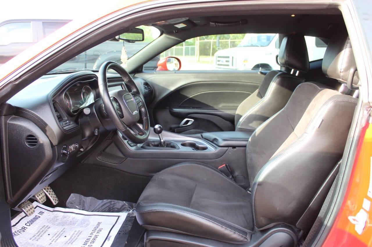 2023 Red Dodge Challenger R/T Plus (2C3CDZBT1PH) with an 5.7L V8 5.7L V8 engine, Manual 6-Speed transmission, located at 4301 NW 39th , Oklahoma City, OK, 73112, (405) 949-5600, 35.512135, -97.598671 - NO DRIVERS LICENCE -NO FULL COVERAGE INSURANCE - NO CREDIT CHECK. COME ON OVER TO SUPERSPORTS, TAKE A LOOK AND TEST DRIVE. PLEASE GIVE US A CALL AT (405) 949-5600. NO LICENCIA DE CONDUCIR - NO SEGURO DE COBERTURA TOTAL - NO VERIFICACION DE CREDITO. VISITENOS EN SUPERSPORTS, MIRE NUESTRO - Photo#14