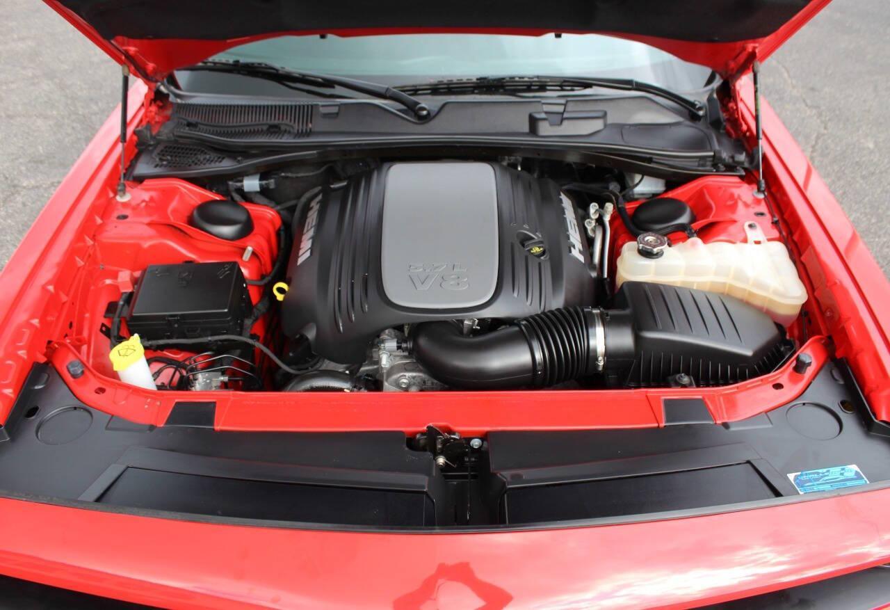 2023 Red Dodge Challenger R/T Plus (2C3CDZBT1PH) with an 5.7L V8 5.7L V8 engine, Manual 6-Speed transmission, located at 4301 NW 39th , Oklahoma City, OK, 73112, (405) 949-5600, 35.512135, -97.598671 - NO DRIVERS LICENCE -NO FULL COVERAGE INSURANCE - NO CREDIT CHECK. COME ON OVER TO SUPERSPORTS, TAKE A LOOK AND TEST DRIVE. PLEASE GIVE US A CALL AT (405) 949-5600. NO LICENCIA DE CONDUCIR - NO SEGURO DE COBERTURA TOTAL - NO VERIFICACION DE CREDITO. VISITENOS EN SUPERSPORTS, MIRE NUESTRO - Photo#16