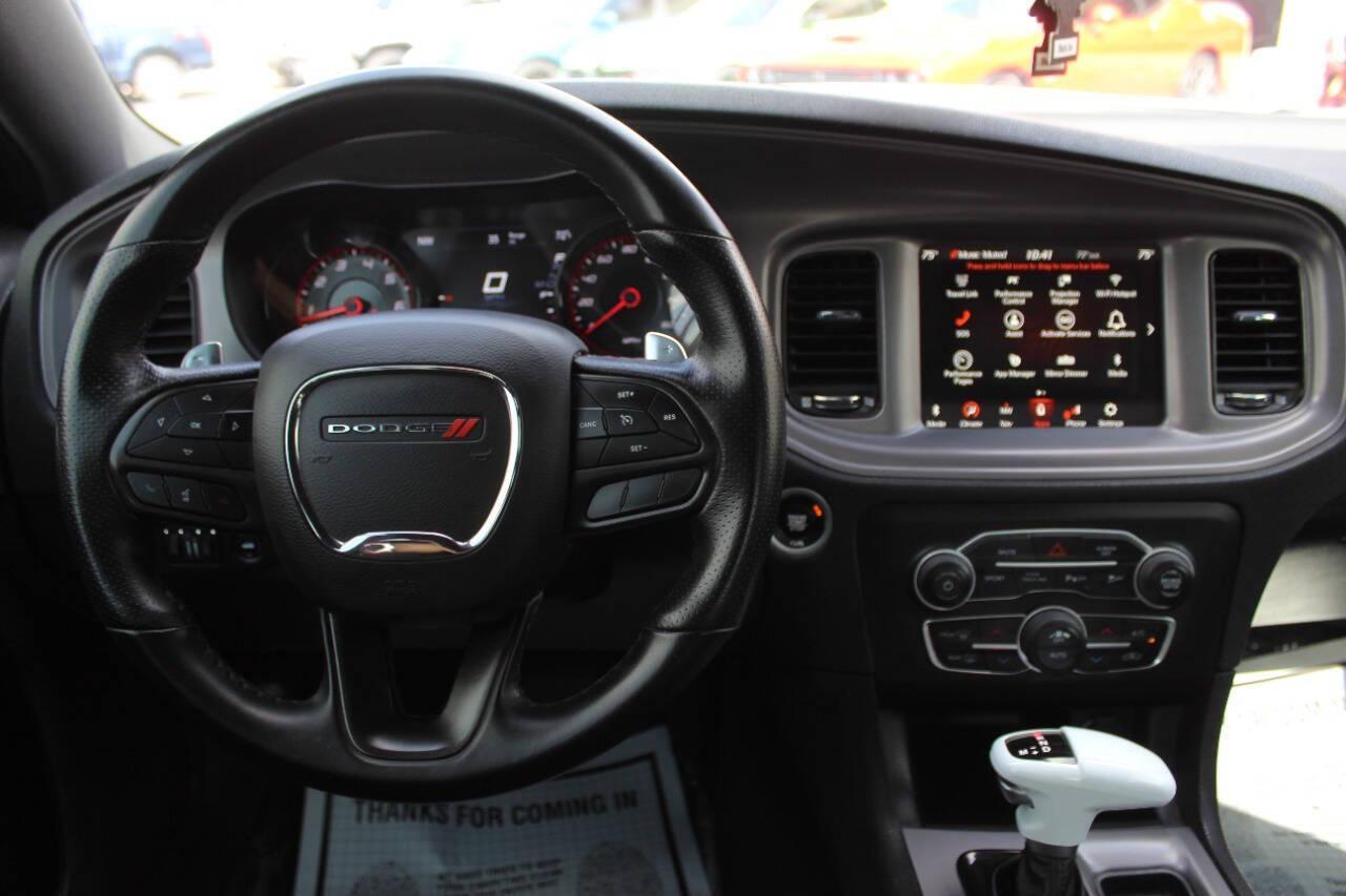 2023 White Dodge Charger R/T (2C3CDXCT4PH) with an HEMI 5.7L V8 370hp 395ft. lbs. 5.7L V8 engine, Automatic 8-Speed transmission, located at 4301 NW 39th , Oklahoma City, OK, 73112, (405) 949-5600, 35.512135, -97.598671 - NO DRIVERS LICENCE -NO FULL COVERAGE INSURANCE - NO CREDIT CHECK. COME ON OVER TO SUPERSPORTS, TAKE A LOOK AND TEST DRIVE. PLEASE GIVE US A CALL AT (405) 949-5600. NO LICENCIA DE CONDUCIR - NO SEGURO DE COBERTURA TOTAL - NO VERIFICACION DE CREDITO. VISITENOS EN SUPERSPORTS, MIRE NUESTRO - Photo#24