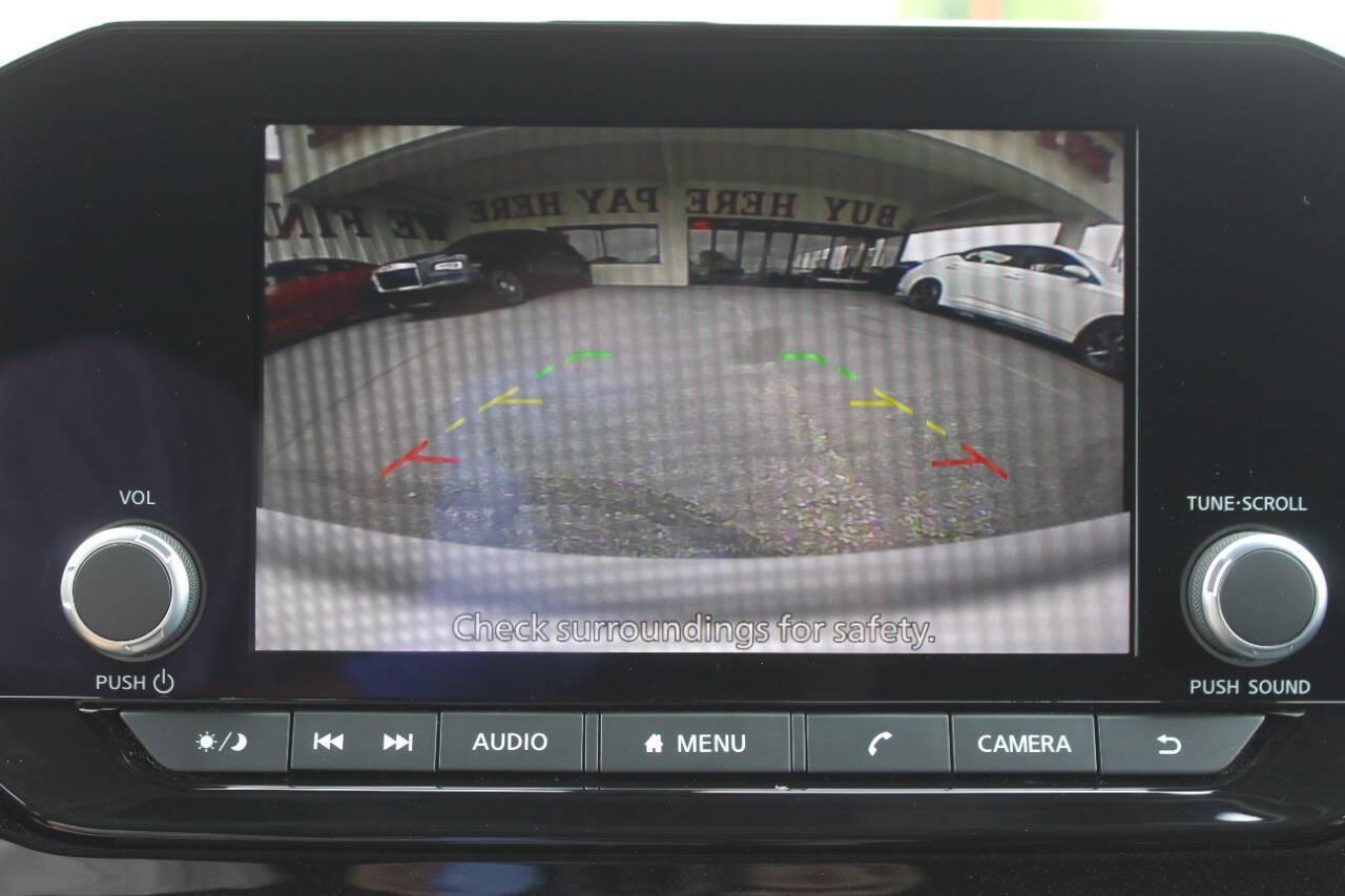 2025 Silver Nissan Pathfinder SV (5N1DR3BA3SC) with an 3.5L V6 284hp 259ft. lbs. 3.5L V6 engine, Automatic 9-Speed transmission, located at 4301 NW 39th , Oklahoma City, OK, 73112, (405) 949-5600, 35.512135, -97.598671 - NO DRIVERS LICENCE -NO FULL COVERAGE INSURANCE - NO CREDIT CHECK. COME ON OVER TO SUPERSPORTS, TAKE A LOOK AND TEST DRIVE. PLEASE GIVE US A CALL AT (405) 949-5600. NO LICENCIA DE CONDUCIR - NO SEGURO DE COBERTURA TOTAL - NO VERIFICACION DE CREDITO. VISITENOS EN SUPERSPORTS, MIRE NUESTRO - Photo#22