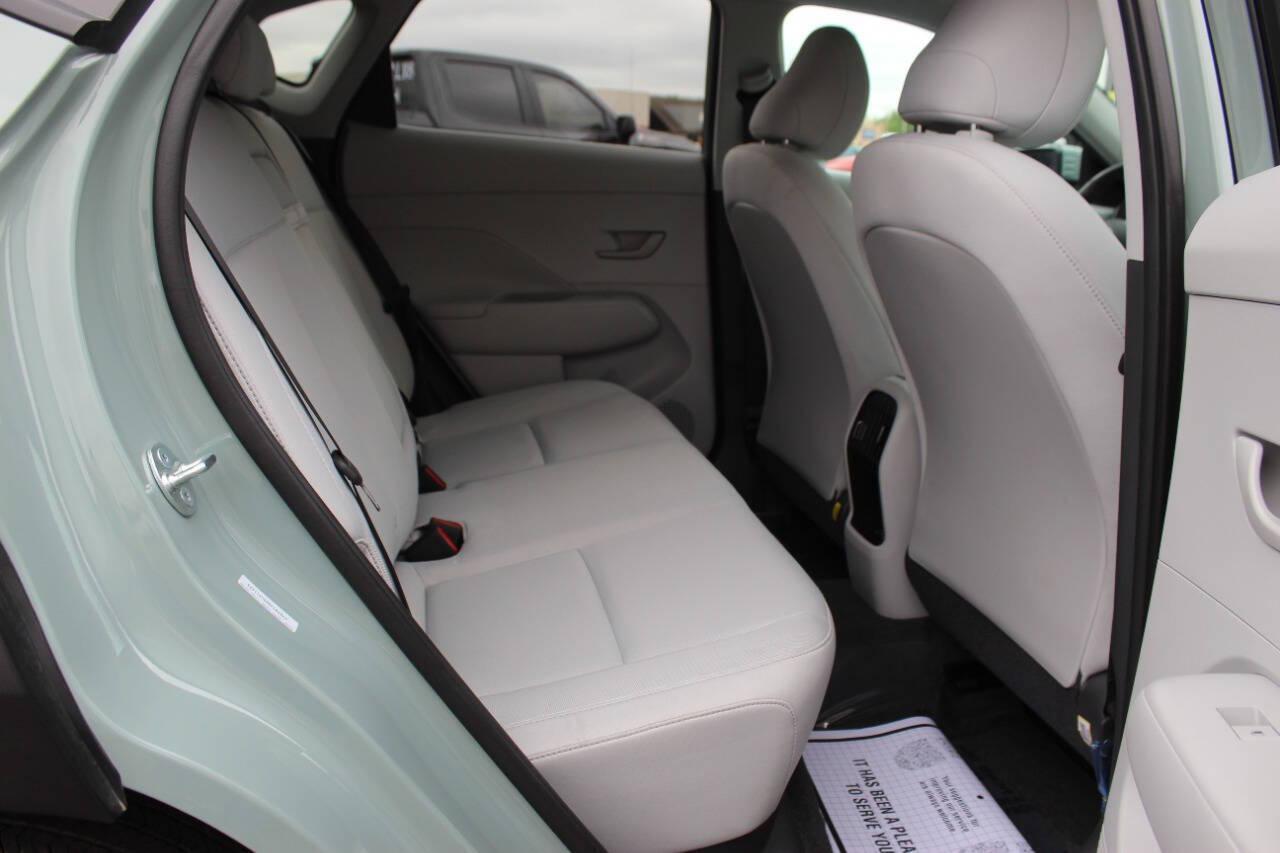 2025 Teal Hyundai Kona SEL (KM8HB3AB6SU) with an Nu 2.0L I4 147hp 132ft. lbs. 2.0L I4 engine, CVT transmission, located at 4301 NW 39th , Oklahoma City, OK, 73112, (405) 949-5600, 35.512135, -97.598671 - NO DRIVERS LICENCE -NO FULL COVERAGE INSURANCE - NO CREDIT CHECK. COME ON OVER TO SUPERSPORTS, TAKE A LOOK AND TEST DRIVE. PLEASE GIVE US A CALL AT (405) 949-5600. NO LICENCIA DE CONDUCIR - NO SEGURO DE COBERTURA TOTAL - NO VERIFICACION DE CREDITO. VISITENOS EN SUPERSPORTS, MIRE NUESTRO - Photo#10