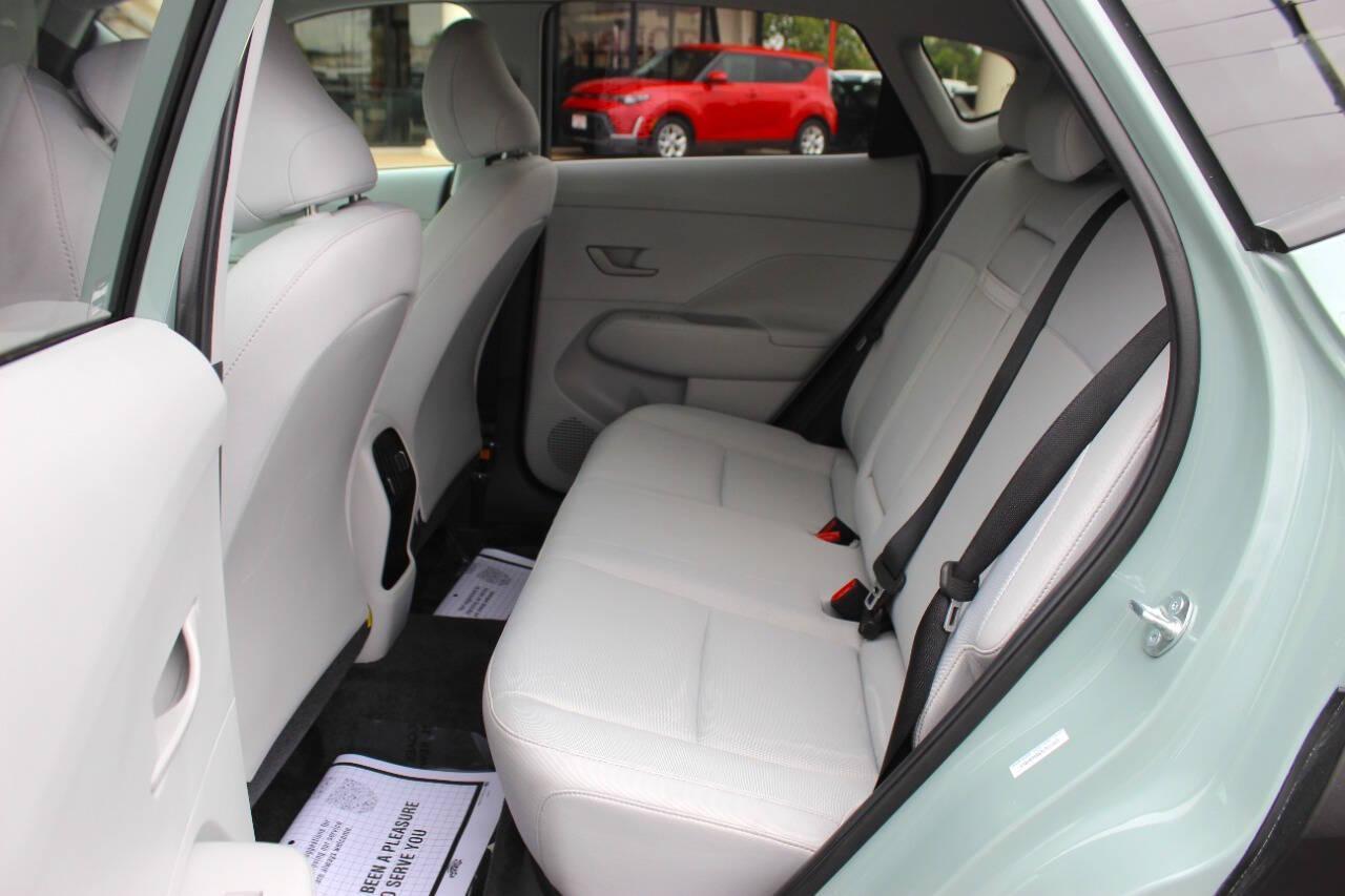 2025 Teal Hyundai Kona SEL (KM8HB3AB6SU) with an Nu 2.0L I4 147hp 132ft. lbs. 2.0L I4 engine, CVT transmission, located at 4301 NW 39th , Oklahoma City, OK, 73112, (405) 949-5600, 35.512135, -97.598671 - NO DRIVERS LICENCE -NO FULL COVERAGE INSURANCE - NO CREDIT CHECK. COME ON OVER TO SUPERSPORTS, TAKE A LOOK AND TEST DRIVE. PLEASE GIVE US A CALL AT (405) 949-5600. NO LICENCIA DE CONDUCIR - NO SEGURO DE COBERTURA TOTAL - NO VERIFICACION DE CREDITO. VISITENOS EN SUPERSPORTS, MIRE NUESTRO - Photo#15