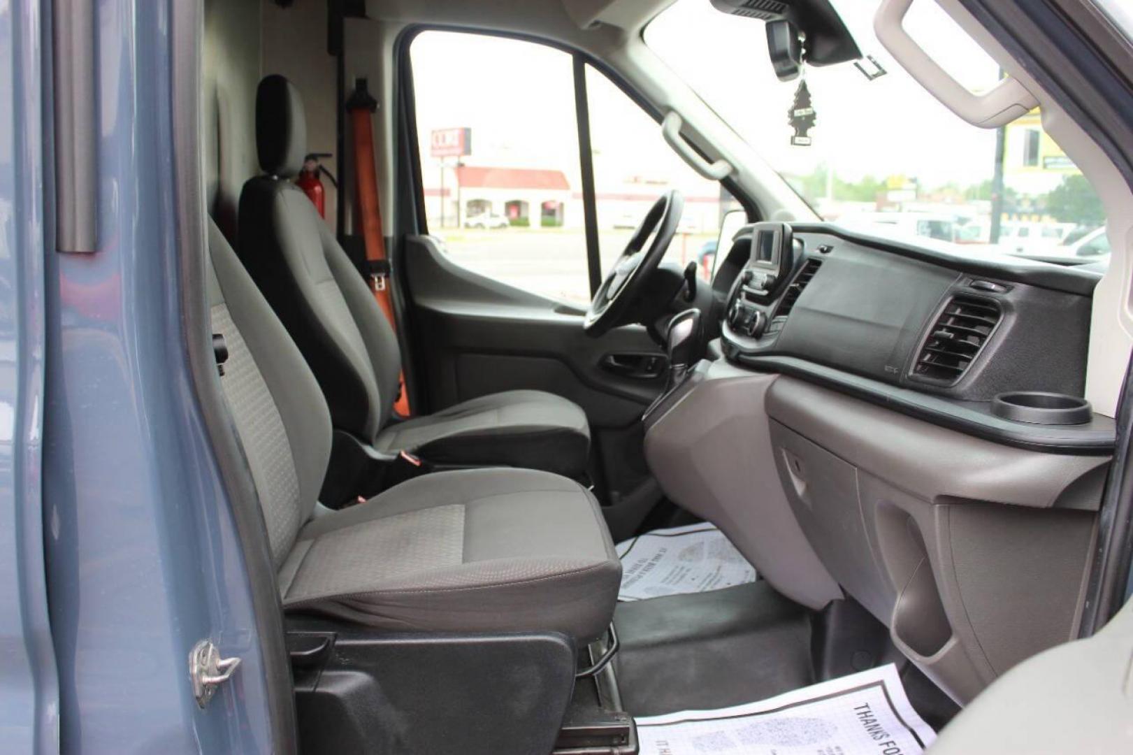 2021 Gray Ford Transit 250 Van High Roof w/Sliding Pass. 148-in. WB EL (1FTBR3X83MK) with an 3.5L Flex Fuel V6 275hp 262ft. lbs. 3.5L V6 engine, Automatic 10-Speed transmission, located at 4301 NW 39th , Oklahoma City, OK, 73112, (405) 949-5600, 35.512135, -97.598671 - NO DRIVERS LICENCE -NO FULL COVERAGE INSURANCE - NO CREDIT CHECK. COME ON OVER TO SUPERSPORTS, TAKE A LOOK AND TEST DRIVE. PLEASE GIVE US A CALL AT (405) 949-5600. NO LICENCIA DE CONDUCIR - NO SEGURO DE COBERTURA TOTAL - NO VERIFICACION DE CREDITO. VISITENOS EN SUPERSPORTS, MIRE NUEST - Photo#9