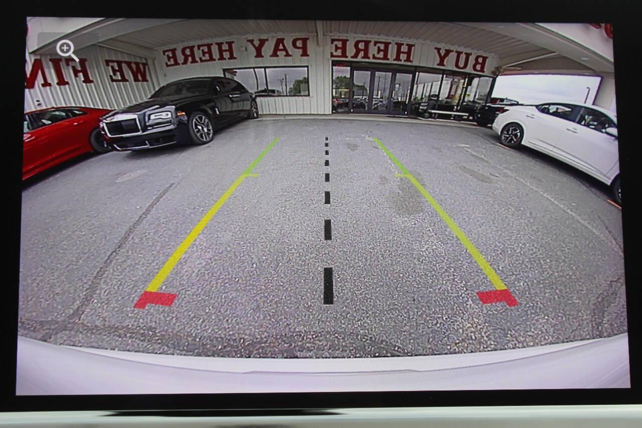 2025 White Jeep Compass Limited (3C4NJDCN7ST) with an 2.0L Turbo I4 200hp 221ft. lbs. 2.0L I4 engine, Automatic 8-Speed transmission, located at 4301 NW 39th , Oklahoma City, OK, 73112, (405) 949-5600, 35.512135, -97.598671 - NO DRIVERS LICENCE -NO FULL COVERAGE INSURANCE - NO CREDIT CHECK. COME ON OVER TO SUPERSPORTS, TAKE A LOOK AND TEST DRIVE. PLEASE GIVE US A CALL AT (405) 949-5600. NO LICENCIA DE CONDUCIR - NO SEGURO DE COBERTURA TOTAL - NO VERIFICACION DE CREDITO. VISITENOS EN SUPERSPORTS, MIRE NUESTRO - Photo#19