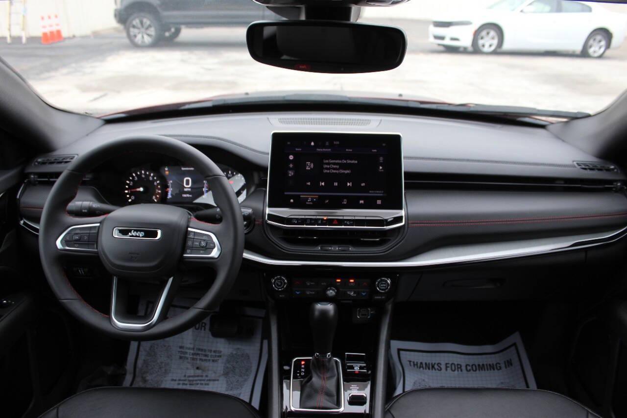 2025 Red Jeep Compass Trailhawk (3C4NJDDN4ST) with an 2.0L Turbo I4 200hp 221ft. lbs. 2.0L I4 engine, Automatic 8-Speed transmission, located at 4301 NW 39th , Oklahoma City, OK, 73112, (405) 949-5600, 35.512135, -97.598671 - NO DRIVERS LICENCE -NO FULL COVERAGE INSURANCE - NO CREDIT CHECK. COME ON OVER TO SUPERSPORTS, TAKE A LOOK AND TEST DRIVE. PLEASE GIVE US A CALL AT (405) 949-5600. NO LICENCIA DE CONDUCIR - NO SEGURO DE COBERTURA TOTAL - NO VERIFICACION DE CREDITO. VISITENOS EN SUPERSPORTS, MIRE NUESTRO - Photo#18