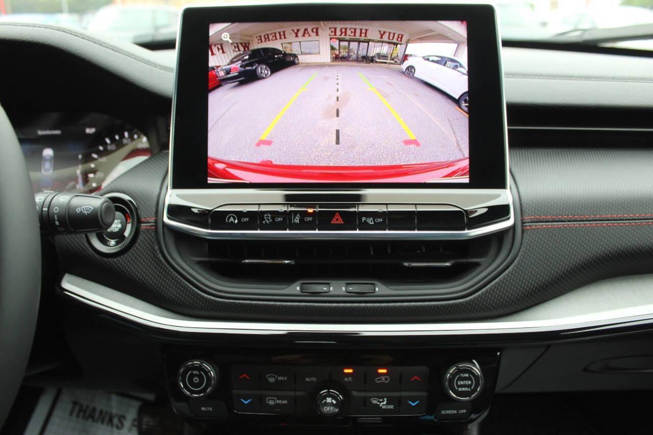 2025 Red Jeep Compass Trailhawk (3C4NJDDN4ST) with an 2.0L Turbo I4 200hp 221ft. lbs. 2.0L I4 engine, Automatic 8-Speed transmission, located at 4301 NW 39th , Oklahoma City, OK, 73112, (405) 949-5600, 35.512135, -97.598671 - NO DRIVERS LICENCE -NO FULL COVERAGE INSURANCE - NO CREDIT CHECK. COME ON OVER TO SUPERSPORTS, TAKE A LOOK AND TEST DRIVE. PLEASE GIVE US A CALL AT (405) 949-5600. NO LICENCIA DE CONDUCIR - NO SEGURO DE COBERTURA TOTAL - NO VERIFICACION DE CREDITO. VISITENOS EN SUPERSPORTS, MIRE NUESTRO - Photo#20