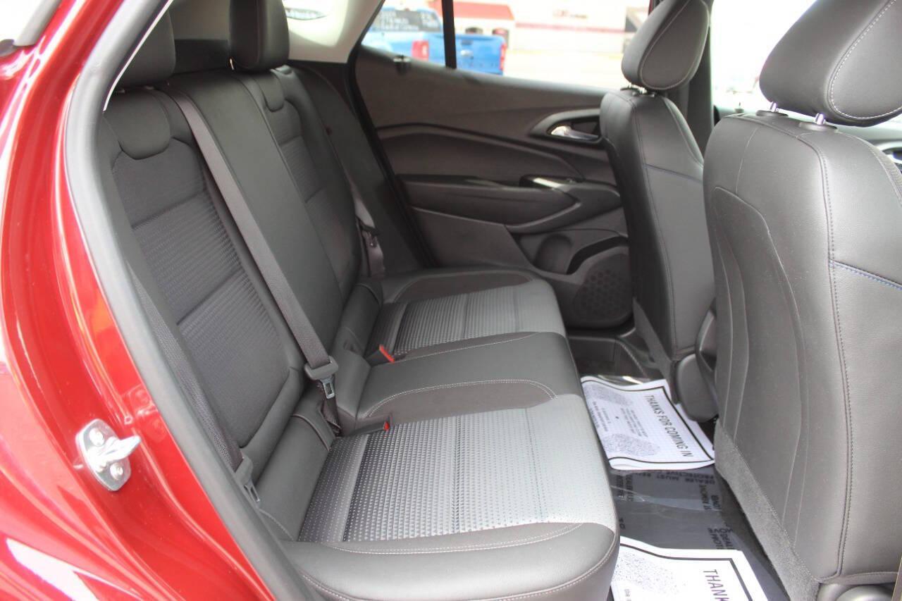 2025 Red Chevrolet Trax LT (KL77LHEP4SC) with an ECOTEC 1.2L Flex Fuel Turbo I3 137hp 162ft. lbs. 1.2L I3 engine, Automatic 6-Speed transmission, located at 4301 NW 39th , Oklahoma City, OK, 73112, (405) 949-5600, 35.512135, -97.598671 - NO DRIVERS LICENCE -NO FULL COVERAGE INSURANCE - NO CREDIT CHECK. COME ON OVER TO SUPERSPORTS, TAKE A LOOK AND TEST DRIVE. PLEASE GIVE US A CALL AT (405) 949-5600. NO LICENCIA DE CONDUCIR - NO SEGURO DE COBERTURA TOTAL - NO VERIFICACION DE CREDITO. VISITENOS EN SUPERSPORTS, MIRE NUESTRO - Photo#10