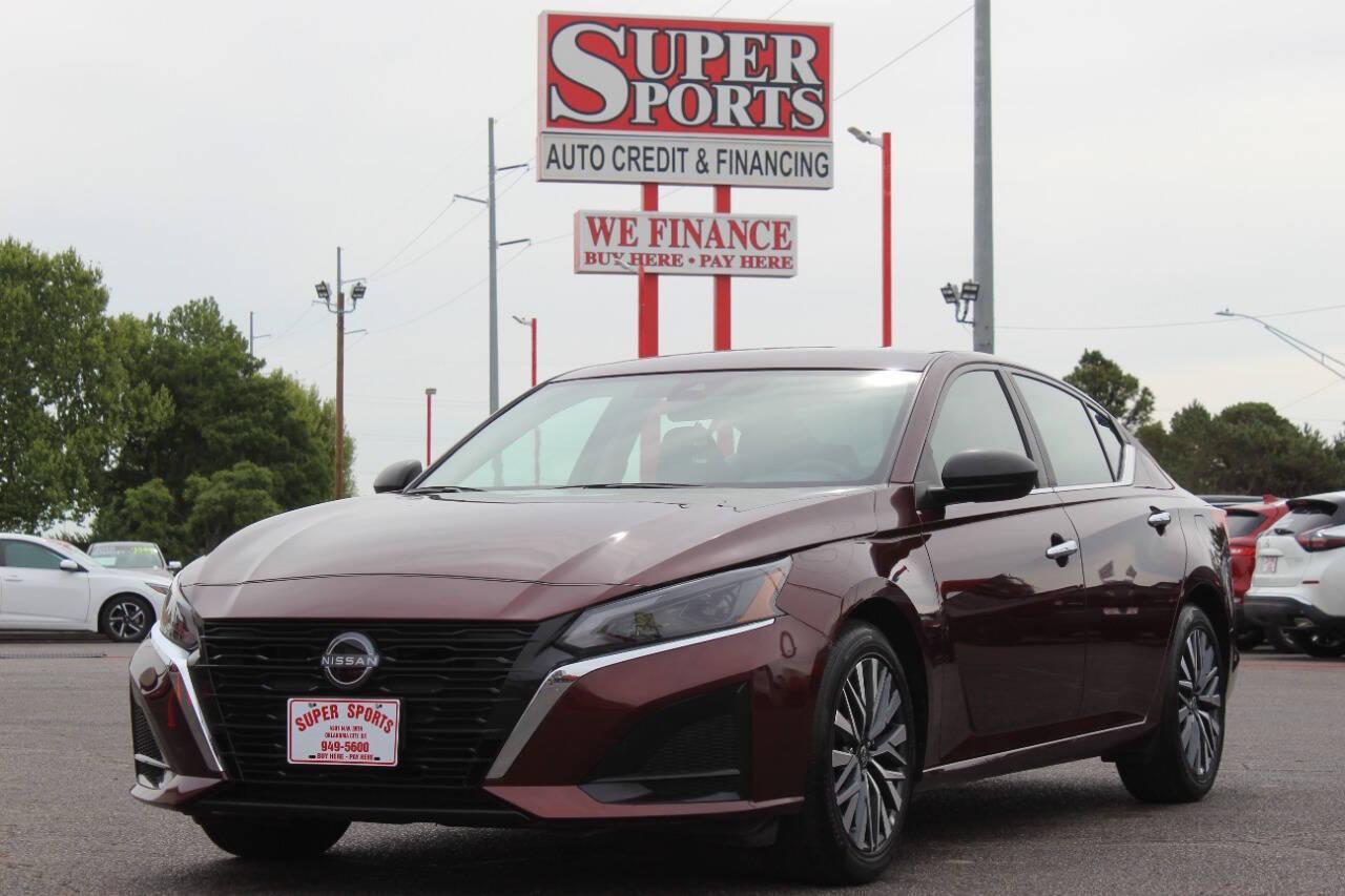 2025 Burgundy Nissan Altima 2.5 SV (1N4BL4DV4SN) with an 2.5L I4 188hp 180ft. lbs. 2.5L I4 engine, CVT transmission, located at 4301 NW 39th , Oklahoma City, OK, 73112, (405) 949-5600, 35.512135, -97.598671 - NO DRIVERS LICENCE -NO FULL COVERAGE INSURANCE - NO CREDIT CHECK. COME ON OVER TO SUPERSPORTS, TAKE A LOOK AND TEST DRIVE. PLEASE GIVE US A CALL AT (405) 949-5600. NO LICENCIA DE CONDUCIR - NO SEGURO DE COBERTURA TOTAL - NO VERIFICACION DE CREDITO. VISITENOS EN SUPERSPORTS, MIRE NUESTRO - Photo#6