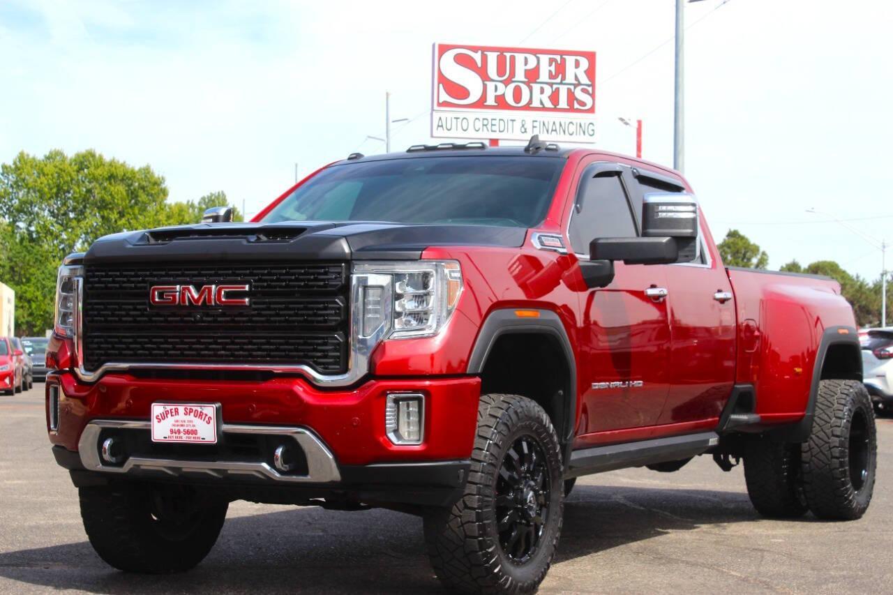 2020 Maroon GMC Sierra 3500HD Denali Crew Cab 4WD (1GT49WEY9LF) with an Duramax 6.6L Biodiesel Turbo V8 445hp 910ft. lbs. 6.6L V8 engine, Automatic 10-Speed transmission, located at 4301 NW 39th , Oklahoma City, OK, 73112, (405) 949-5600, 35.512135, -97.598671 - NO DRIVERS LICENCE -NO FULL COVERAGE INSURANCE - NO CREDIT CHECK. COME ON OVER TO SUPERSPORTS, TAKE A LOOK AND TEST DRIVE. PLEASE GIVE US A CALL AT (405) 949-5600. NO LICENCIA DE CONDUCIR - NO SEGURO DE COBERTURA TOTAL - NO VERIFICACION DE CREDITO. VISITENOS EN SUPERSPORTS, MIRE NUESTRO - Photo#6