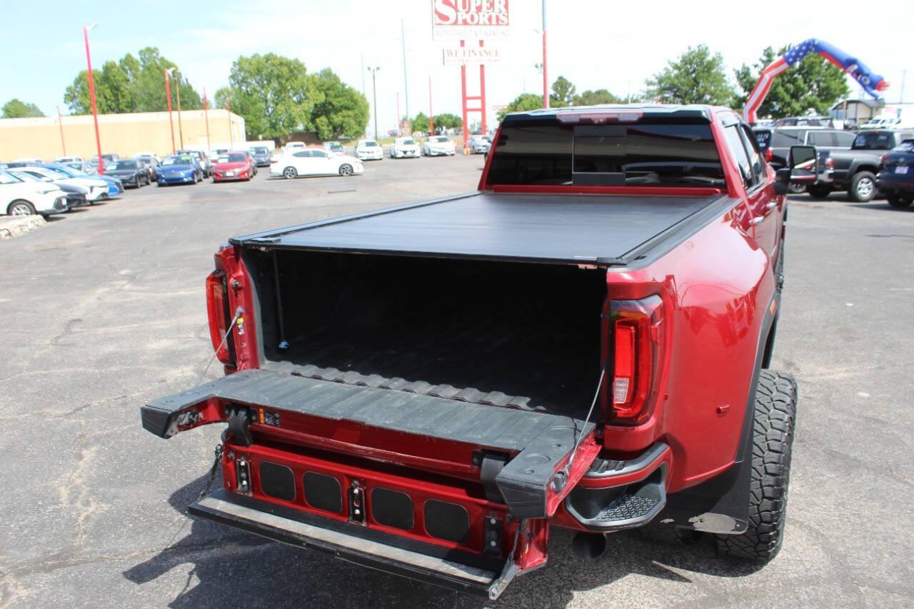 2020 Maroon GMC Sierra 3500HD Denali Crew Cab 4WD (1GT49WEY9LF) with an Duramax 6.6L Biodiesel Turbo V8 445hp 910ft. lbs. 6.6L V8 engine, Automatic 10-Speed transmission, located at 4301 NW 39th , Oklahoma City, OK, 73112, (405) 949-5600, 35.512135, -97.598671 - NO DRIVERS LICENCE -NO FULL COVERAGE INSURANCE - NO CREDIT CHECK. COME ON OVER TO SUPERSPORTS, TAKE A LOOK AND TEST DRIVE. PLEASE GIVE US A CALL AT (405) 949-5600. NO LICENCIA DE CONDUCIR - NO SEGURO DE COBERTURA TOTAL - NO VERIFICACION DE CREDITO. VISITENOS EN SUPERSPORTS, MIRE NUESTRO - Photo#14