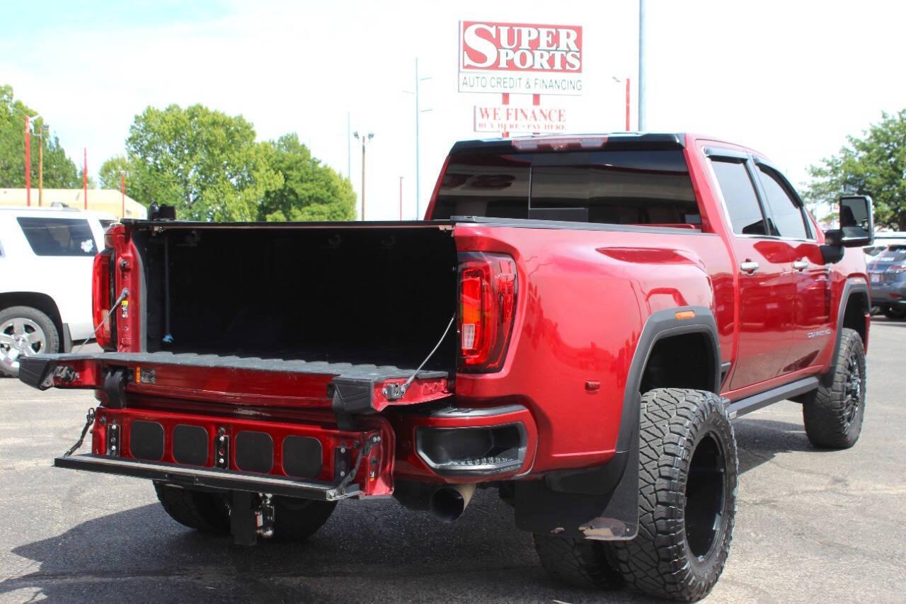 2020 Maroon GMC Sierra 3500HD Denali Crew Cab 4WD (1GT49WEY9LF) with an Duramax 6.6L Biodiesel Turbo V8 445hp 910ft. lbs. 6.6L V8 engine, Automatic 10-Speed transmission, located at 4301 NW 39th , Oklahoma City, OK, 73112, (405) 949-5600, 35.512135, -97.598671 - NO DRIVERS LICENCE -NO FULL COVERAGE INSURANCE - NO CREDIT CHECK. COME ON OVER TO SUPERSPORTS, TAKE A LOOK AND TEST DRIVE. PLEASE GIVE US A CALL AT (405) 949-5600. NO LICENCIA DE CONDUCIR - NO SEGURO DE COBERTURA TOTAL - NO VERIFICACION DE CREDITO. VISITENOS EN SUPERSPORTS, MIRE NUESTRO - Photo#15
