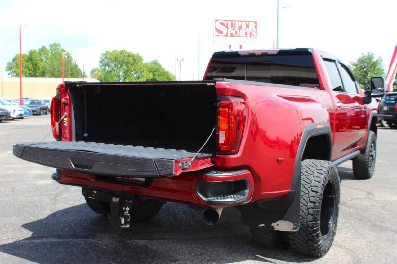 2020 Maroon GMC Sierra 3500HD Denali Crew Cab 4WD (1GT49WEY9LF) with an Duramax 6.6L Biodiesel Turbo V8 445hp 910ft. lbs. 6.6L V8 engine, Automatic 10-Speed transmission, located at 4301 NW 39th , Oklahoma City, OK, 73112, (405) 949-5600, 35.512135, -97.598671 - NO DRIVERS LICENCE -NO FULL COVERAGE INSURANCE - NO CREDIT CHECK. COME ON OVER TO SUPERSPORTS, TAKE A LOOK AND TEST DRIVE. PLEASE GIVE US A CALL AT (405) 949-5600. NO LICENCIA DE CONDUCIR - NO SEGURO DE COBERTURA TOTAL - NO VERIFICACION DE CREDITO. VISITENOS EN SUPERSPORTS, MIRE NUESTRO - Photo#13