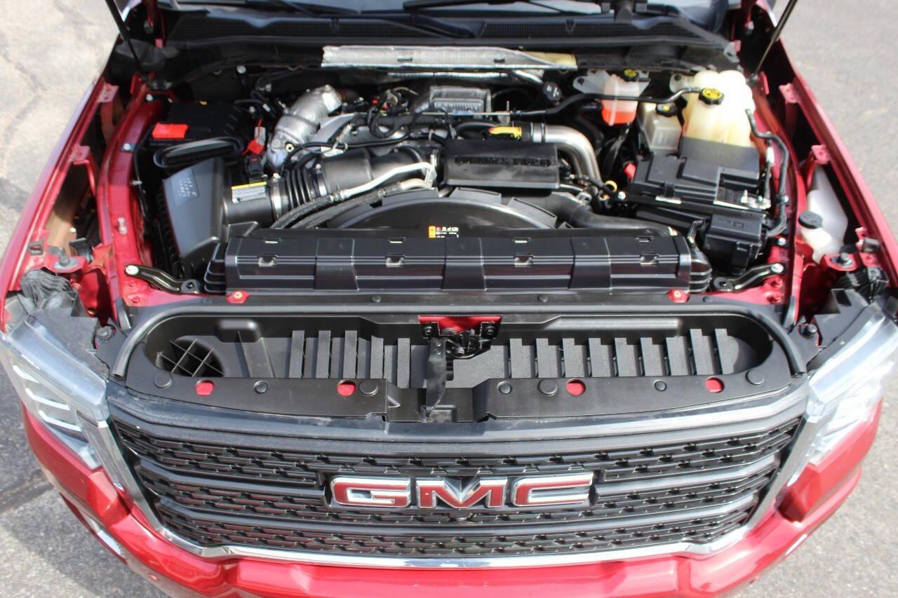 2020 Maroon GMC Sierra 3500HD Denali Crew Cab 4WD (1GT49WEY9LF) with an Duramax 6.6L Biodiesel Turbo V8 445hp 910ft. lbs. 6.6L V8 engine, Automatic 10-Speed transmission, located at 4301 NW 39th , Oklahoma City, OK, 73112, (405) 949-5600, 35.512135, -97.598671 - NO DRIVERS LICENCE -NO FULL COVERAGE INSURANCE - NO CREDIT CHECK. COME ON OVER TO SUPERSPORTS, TAKE A LOOK AND TEST DRIVE. PLEASE GIVE US A CALL AT (405) 949-5600. NO LICENCIA DE CONDUCIR - NO SEGURO DE COBERTURA TOTAL - NO VERIFICACION DE CREDITO. VISITENOS EN SUPERSPORTS, MIRE NUESTRO - Photo#26