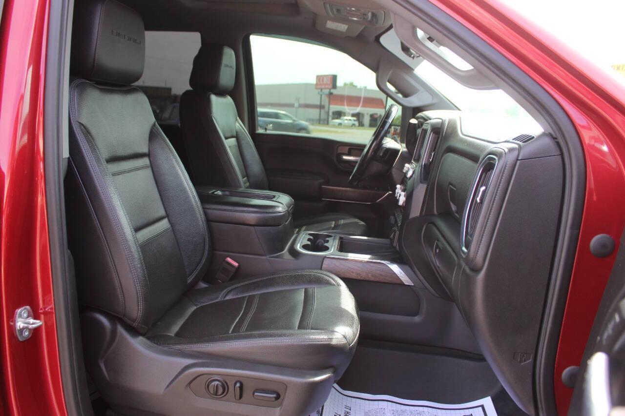 2020 Maroon GMC Sierra 3500HD Denali Crew Cab 4WD (1GT49WEY9LF) with an Duramax 6.6L Biodiesel Turbo V8 445hp 910ft. lbs. 6.6L V8 engine, Automatic 10-Speed transmission, located at 4301 NW 39th , Oklahoma City, OK, 73112, (405) 949-5600, 35.512135, -97.598671 - NO DRIVERS LICENCE -NO FULL COVERAGE INSURANCE - NO CREDIT CHECK. COME ON OVER TO SUPERSPORTS, TAKE A LOOK AND TEST DRIVE. PLEASE GIVE US A CALL AT (405) 949-5600. NO LICENCIA DE CONDUCIR - NO SEGURO DE COBERTURA TOTAL - NO VERIFICACION DE CREDITO. VISITENOS EN SUPERSPORTS, MIRE NUESTRO - Photo#29