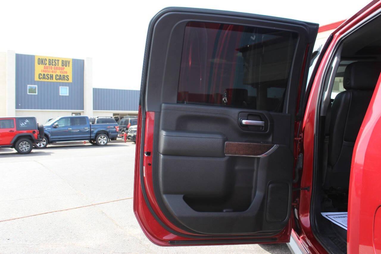 2020 Maroon GMC Sierra 3500HD Denali Crew Cab 4WD (1GT49WEY9LF) with an Duramax 6.6L Biodiesel Turbo V8 445hp 910ft. lbs. 6.6L V8 engine, Automatic 10-Speed transmission, located at 4301 NW 39th , Oklahoma City, OK, 73112, (405) 949-5600, 35.512135, -97.598671 - NO DRIVERS LICENCE -NO FULL COVERAGE INSURANCE - NO CREDIT CHECK. COME ON OVER TO SUPERSPORTS, TAKE A LOOK AND TEST DRIVE. PLEASE GIVE US A CALL AT (405) 949-5600. NO LICENCIA DE CONDUCIR - NO SEGURO DE COBERTURA TOTAL - NO VERIFICACION DE CREDITO. VISITENOS EN SUPERSPORTS, MIRE NUESTRO - Photo#36