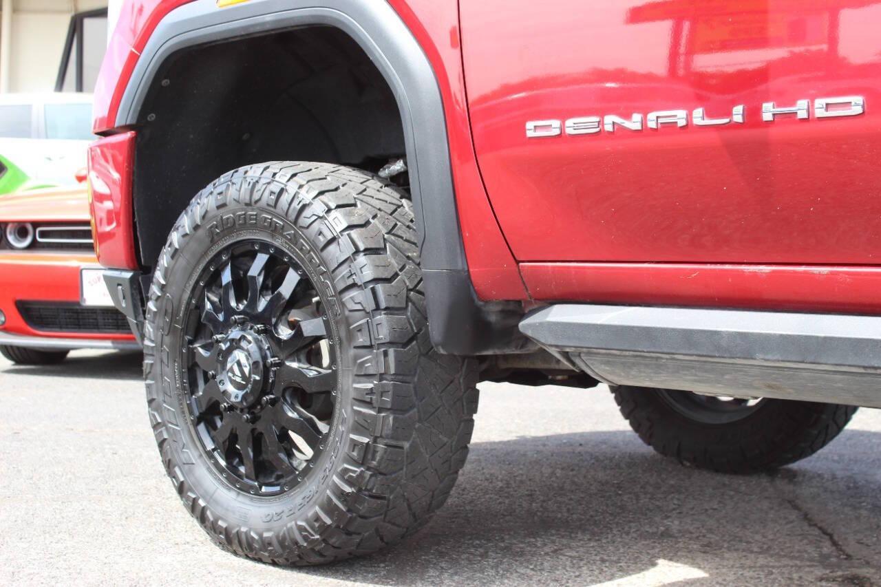 2020 Maroon GMC Sierra 3500HD Denali Crew Cab 4WD (1GT49WEY9LF) with an Duramax 6.6L Biodiesel Turbo V8 445hp 910ft. lbs. 6.6L V8 engine, Automatic 10-Speed transmission, located at 4301 NW 39th , Oklahoma City, OK, 73112, (405) 949-5600, 35.512135, -97.598671 - NO DRIVERS LICENCE -NO FULL COVERAGE INSURANCE - NO CREDIT CHECK. COME ON OVER TO SUPERSPORTS, TAKE A LOOK AND TEST DRIVE. PLEASE GIVE US A CALL AT (405) 949-5600. NO LICENCIA DE CONDUCIR - NO SEGURO DE COBERTURA TOTAL - NO VERIFICACION DE CREDITO. VISITENOS EN SUPERSPORTS, MIRE NUESTRO - Photo#54