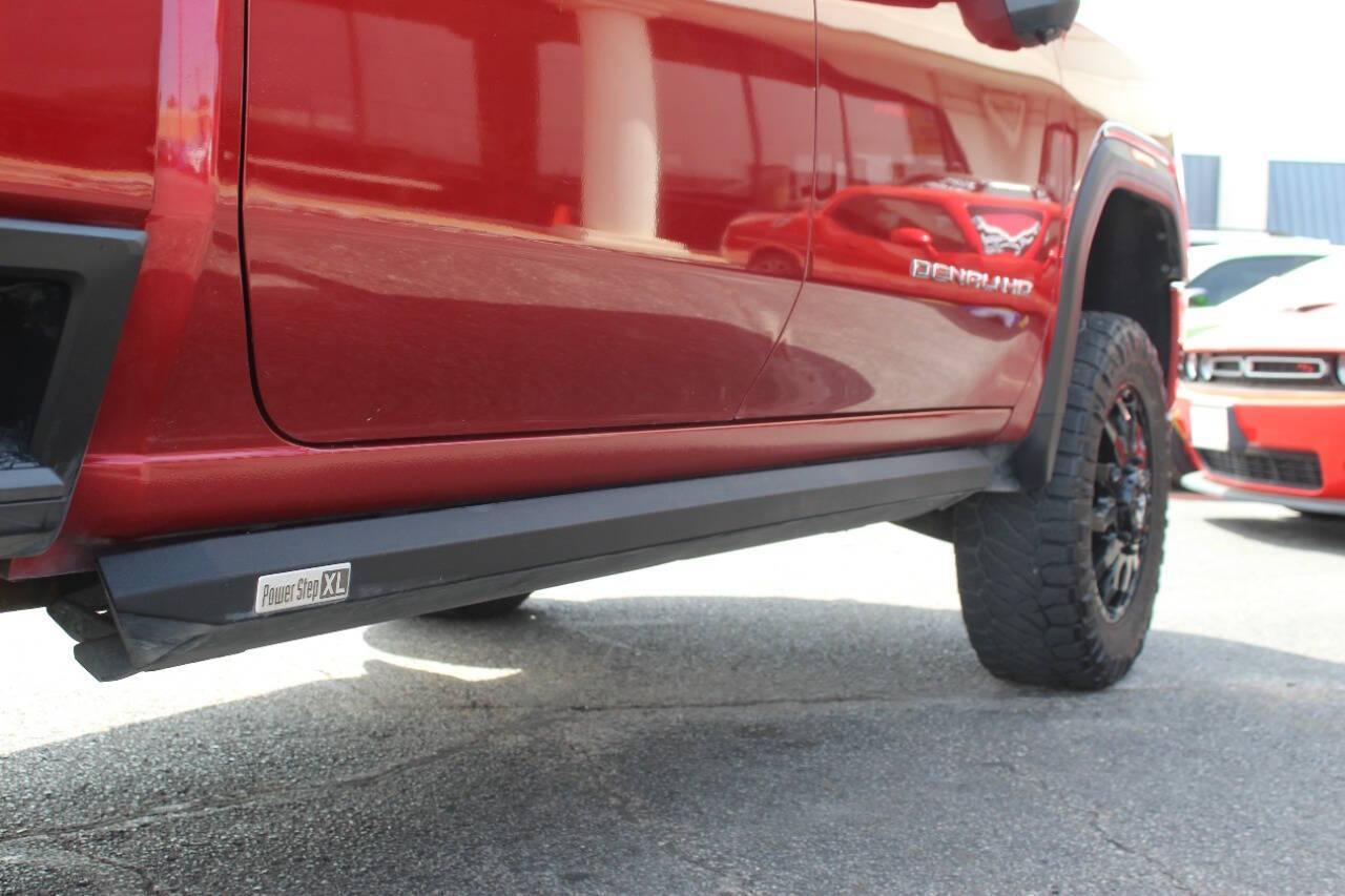 2020 Maroon GMC Sierra 3500HD Denali Crew Cab 4WD (1GT49WEY9LF) with an Duramax 6.6L Biodiesel Turbo V8 445hp 910ft. lbs. 6.6L V8 engine, Automatic 10-Speed transmission, located at 4301 NW 39th , Oklahoma City, OK, 73112, (405) 949-5600, 35.512135, -97.598671 - NO DRIVERS LICENCE -NO FULL COVERAGE INSURANCE - NO CREDIT CHECK. COME ON OVER TO SUPERSPORTS, TAKE A LOOK AND TEST DRIVE. PLEASE GIVE US A CALL AT (405) 949-5600. NO LICENCIA DE CONDUCIR - NO SEGURO DE COBERTURA TOTAL - NO VERIFICACION DE CREDITO. VISITENOS EN SUPERSPORTS, MIRE NUESTRO - Photo#57