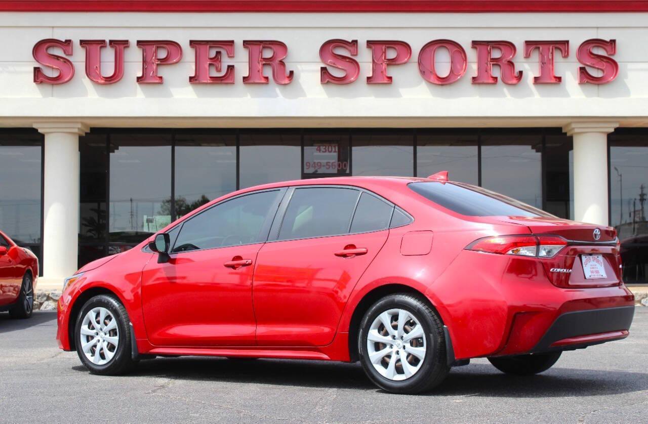2021 Red Toyota Corolla LE (JTDEPMAE2MJ) with an 1.8L I4 139hp 126ft. lbs. 1.8L I4 engine, CVT transmission, located at 4301 NW 39th , Oklahoma City, OK, 73112, (405) 949-5600, 35.512135, -97.598671 - NO DRIVERS LICENCE -NO FULL COVERAGE INSURANCE - NO CREDIT CHECK. COME ON OVER TO SUPERSPORTS, TAKE A LOOK AND TEST DRIVE. PLEASE GIVE US A CALL AT (405) 949-5600. NO LICENCIA DE CONDUCIR - NO SEGURO DE COBERTURA TOTAL - NO VERIFICACION DE CREDITO. VISITENOS EN SUPERSPORTS, MIRE NUEST - Photo#4