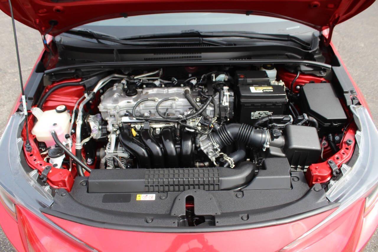 2021 Red Toyota Corolla LE (JTDEPMAE2MJ) with an 1.8L I4 139hp 126ft. lbs. 1.8L I4 engine, CVT transmission, located at 4301 NW 39th , Oklahoma City, OK, 73112, (405) 949-5600, 35.512135, -97.598671 - NO DRIVERS LICENCE -NO FULL COVERAGE INSURANCE - NO CREDIT CHECK. COME ON OVER TO SUPERSPORTS, TAKE A LOOK AND TEST DRIVE. PLEASE GIVE US A CALL AT (405) 949-5600. NO LICENCIA DE CONDUCIR - NO SEGURO DE COBERTURA TOTAL - NO VERIFICACION DE CREDITO. VISITENOS EN SUPERSPORTS, MIRE NUEST - Photo#17