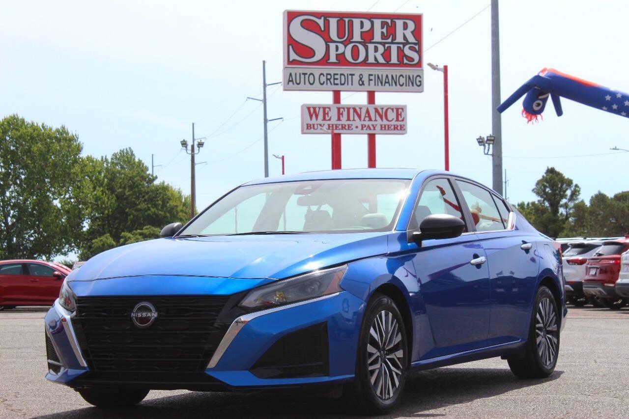 2025 Blue Nissan Altima 2.5 SV (1N4BL4DV0SN) with an 2.5L I4 188hp 180ft. lbs. 2.5L I4 engine, CVT transmission, located at 4301 NW 39th , Oklahoma City, OK, 73112, (405) 949-5600, 35.512135, -97.598671 - NO DRIVERS LICENCE -NO FULL COVERAGE INSURANCE - NO CREDIT CHECK. COME ON OVER TO SUPERSPORTS, TAKE A LOOK AND TEST DRIVE. PLEASE GIVE US A CALL AT (405) 949-5600. NO LICENCIA DE CONDUCIR - NO SEGURO DE COBERTURA TOTAL - NO VERIFICACION DE CREDITO. VISITENOS EN SUPERSPORTS, MIRE NUESTRO N - Photo#6